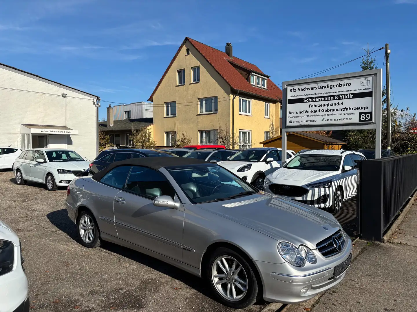 Mercedes-Benz CLK 200 Cabrio Leder PTS Apple Carplay Grau - 1