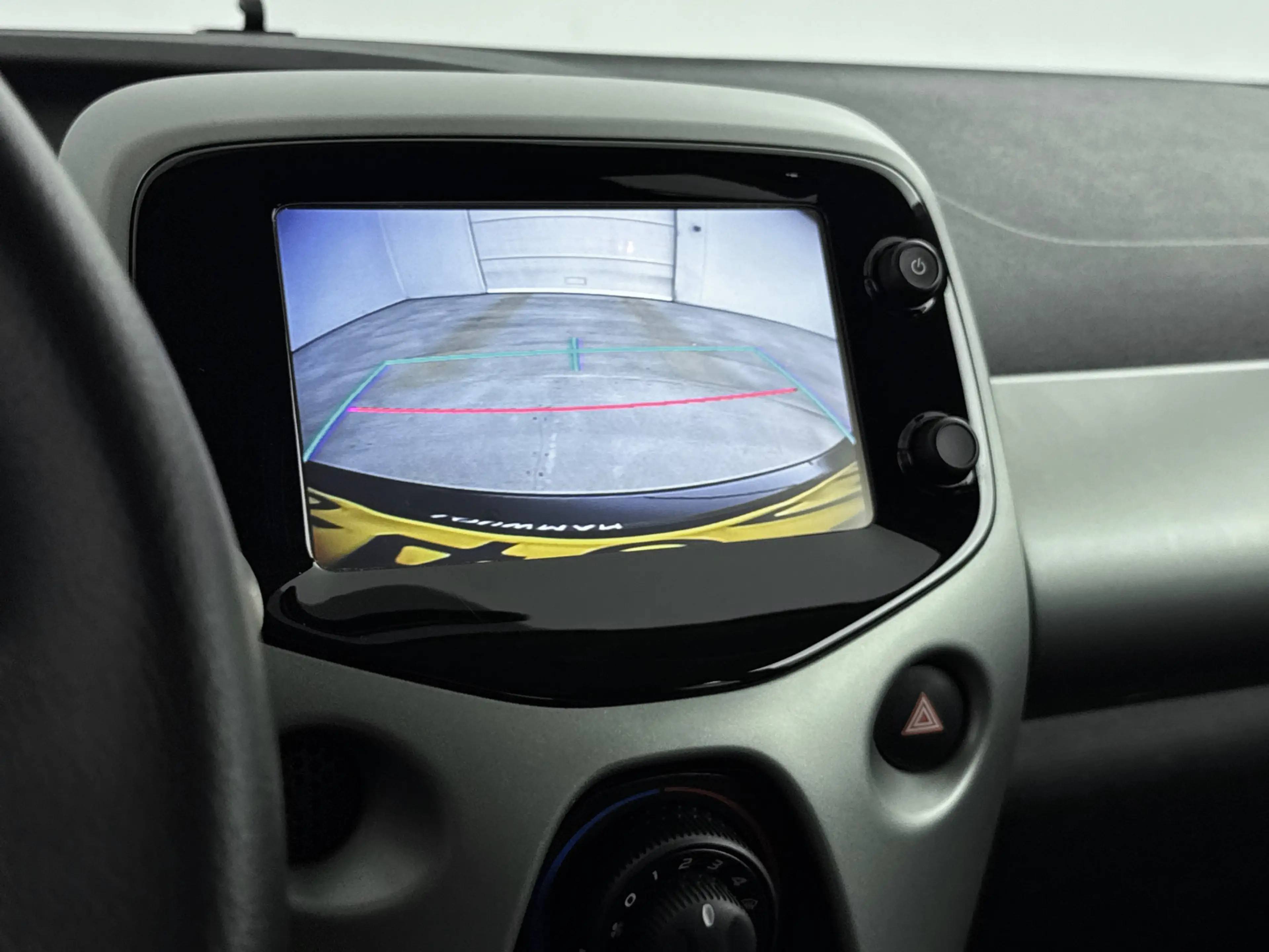 Toyota Aygo 1.0 VVT-i x-play Automaat | Parkeercamera | Metall — photo 8