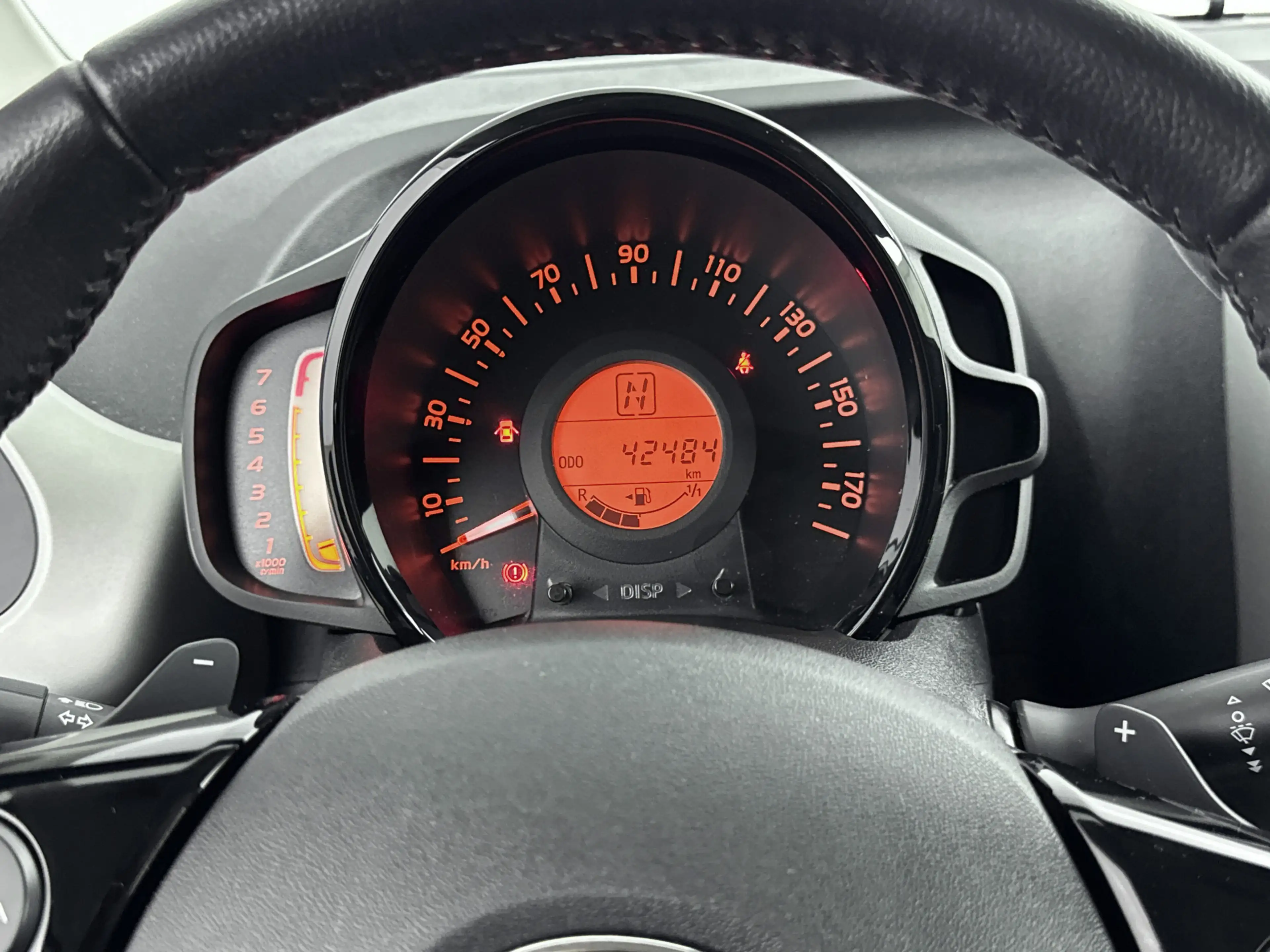 Toyota Aygo 1.0 VVT-i x-play Automaat | Parkeercamera | Metall — photo 5