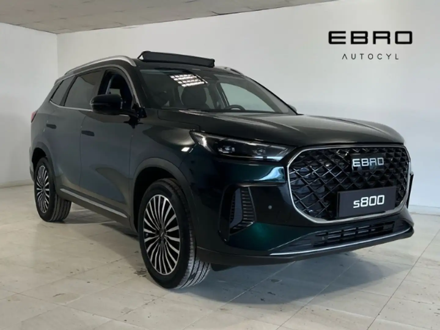 Ebro s800 1.6 TGDI 7DCT Luxury FWD Verde - 1