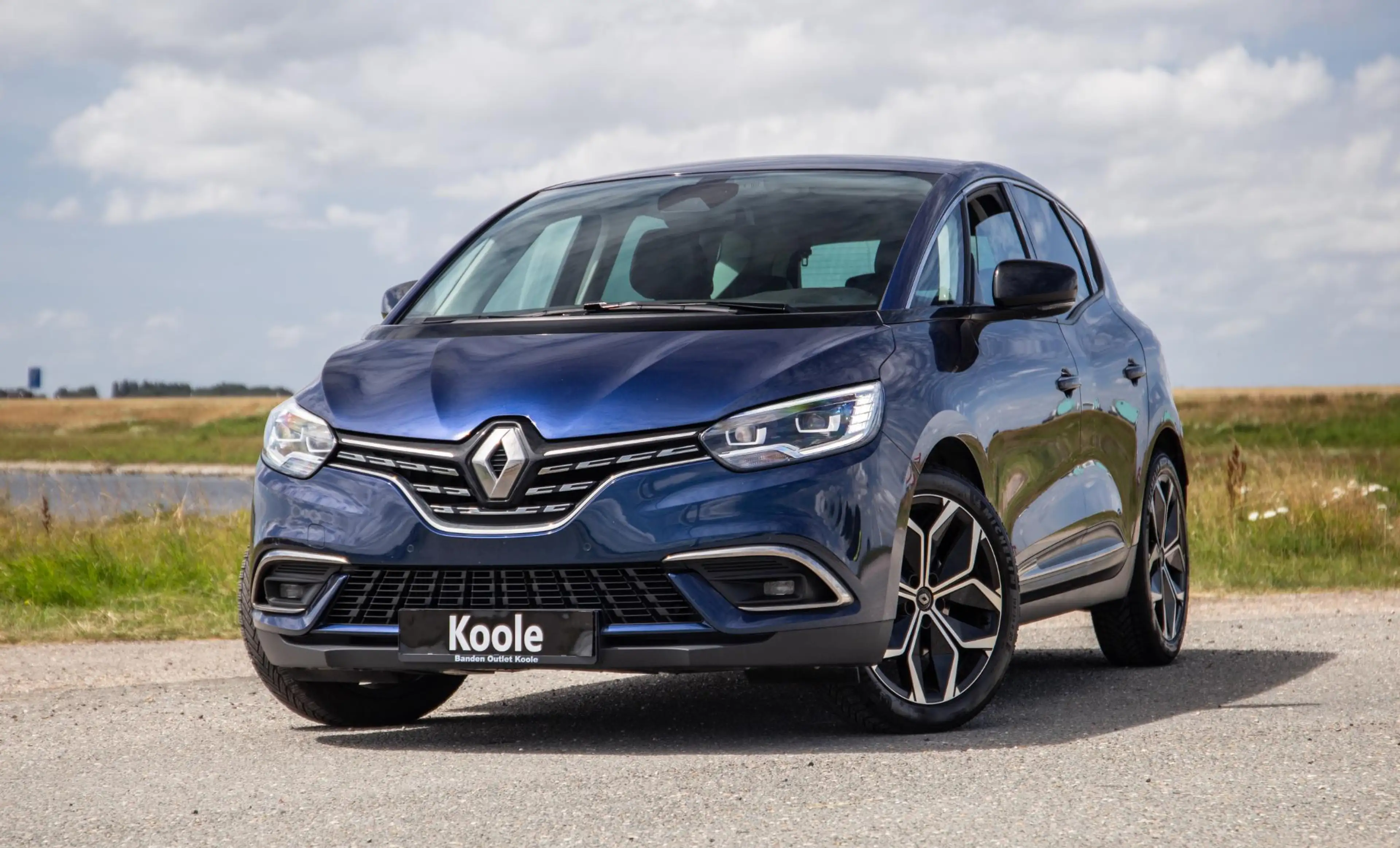 Renault Scenic 1.3 TCe Intens CARPLAY / CRUISE CONTROLE / LED / C — photo 4