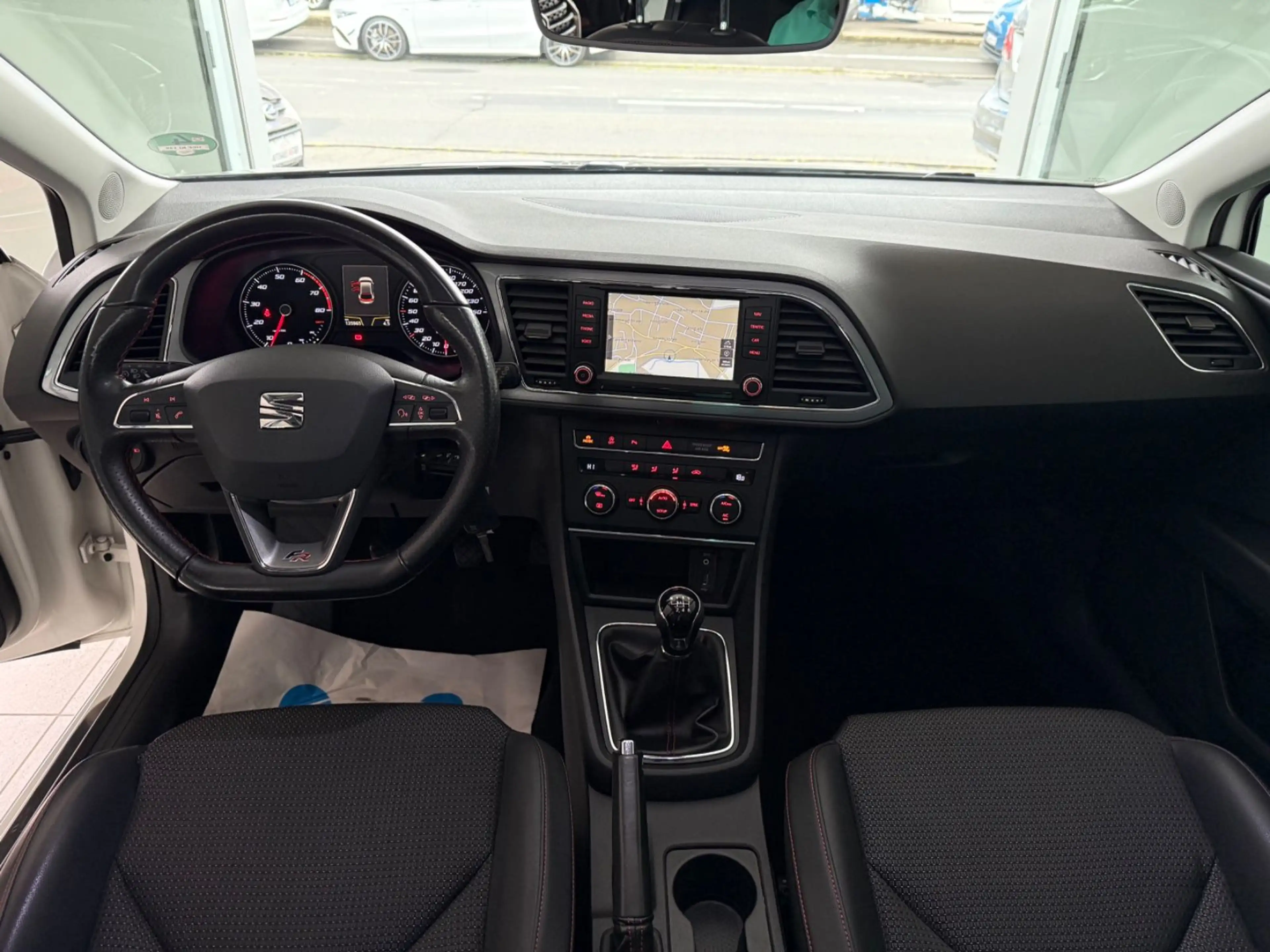 SEAT Leon FR 1.4 TSI Xenon Navi Panorama PDC Leder LM — photo 10