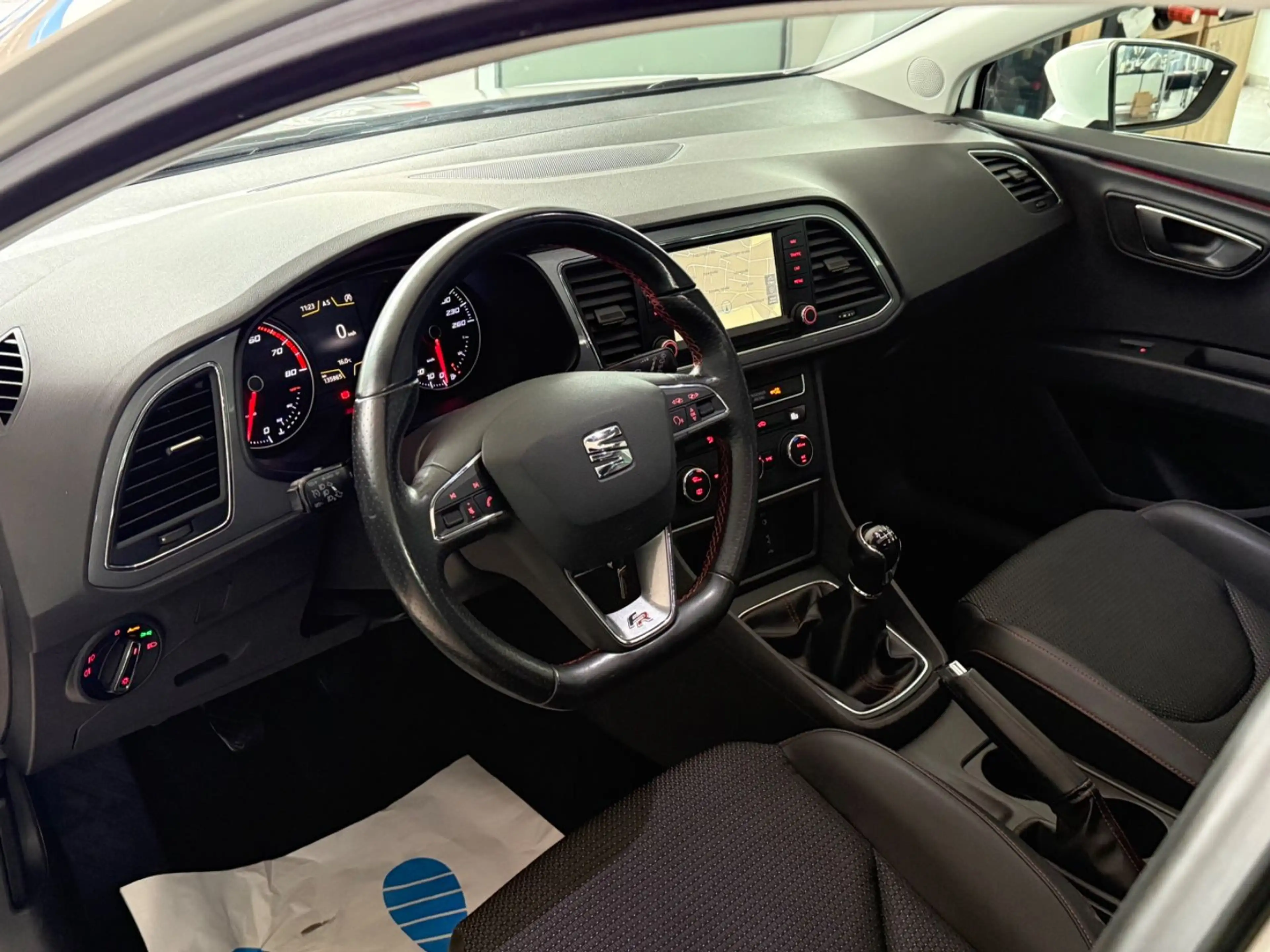 SEAT Leon FR 1.4 TSI Xenon Navi Panorama PDC Leder LM — photo 9