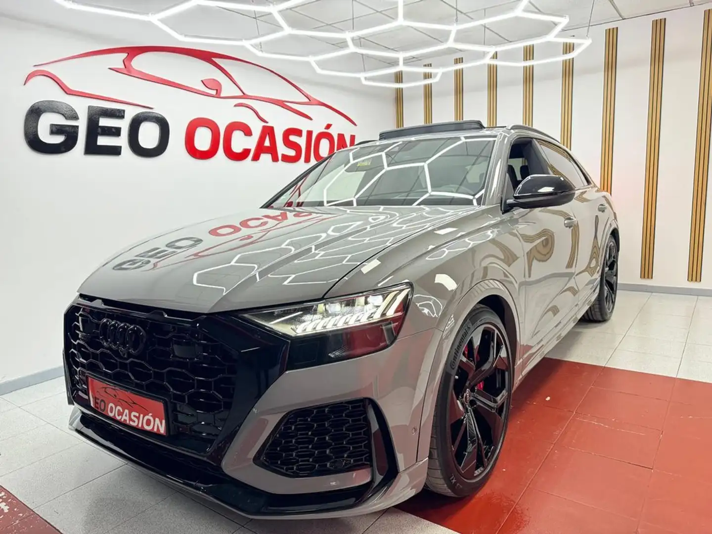 Audi RS Q8 4.0 TFSI 600 quattro 5p tip Gris - 1