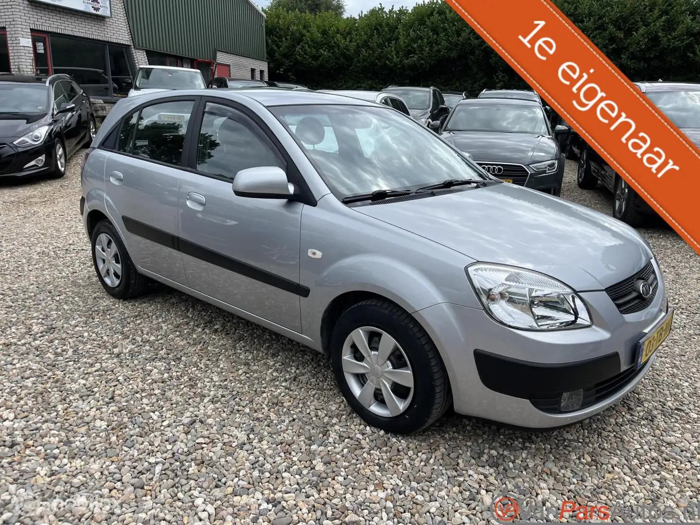 Kia Rio 1.4 X-tra,Airco,5drs,1e eigenaar! Gri - 2