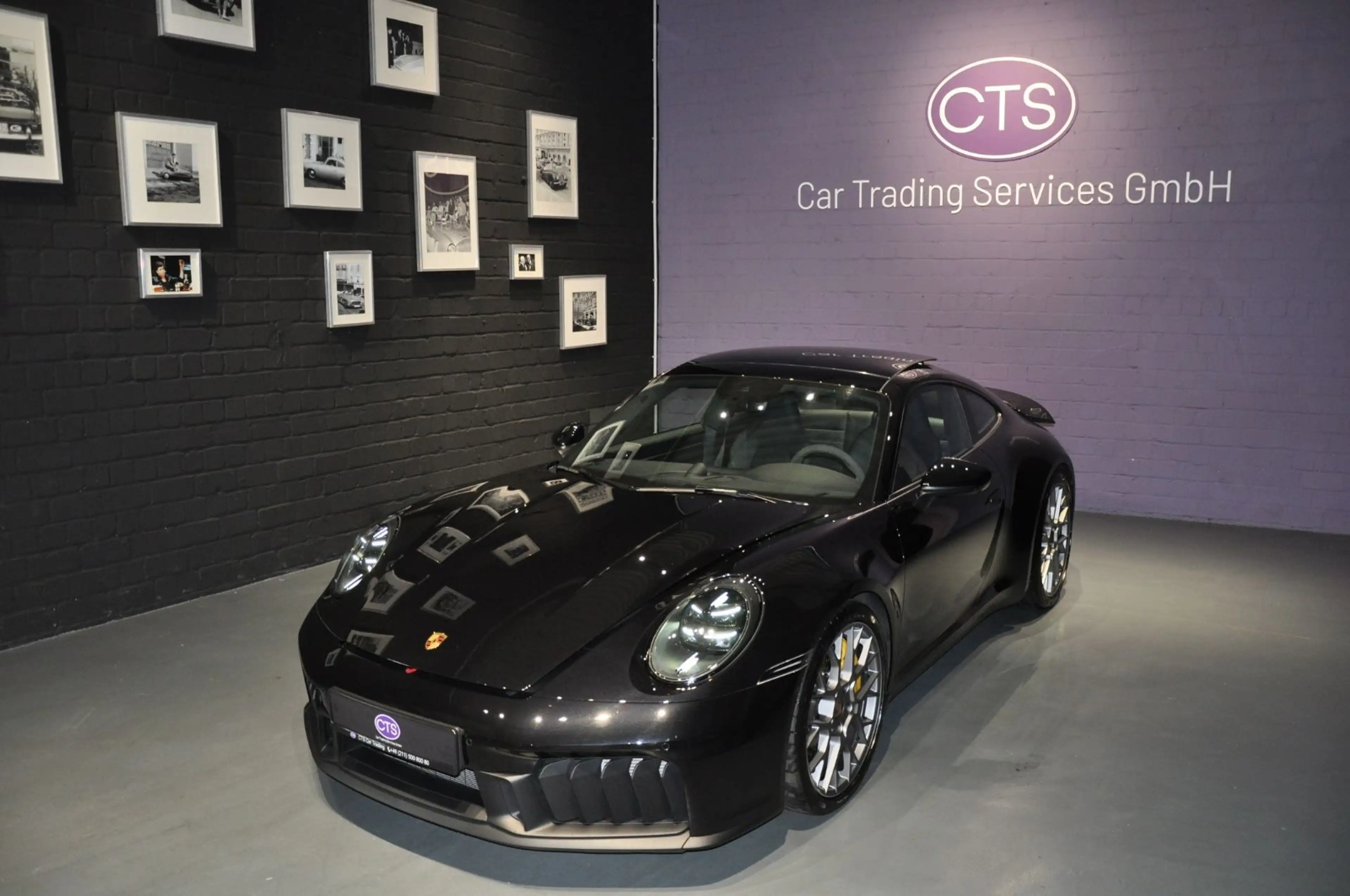 Porsche 911 Carrera 4 GTS T-Hybrid/erste Hand/ 5100 KM — photo 3