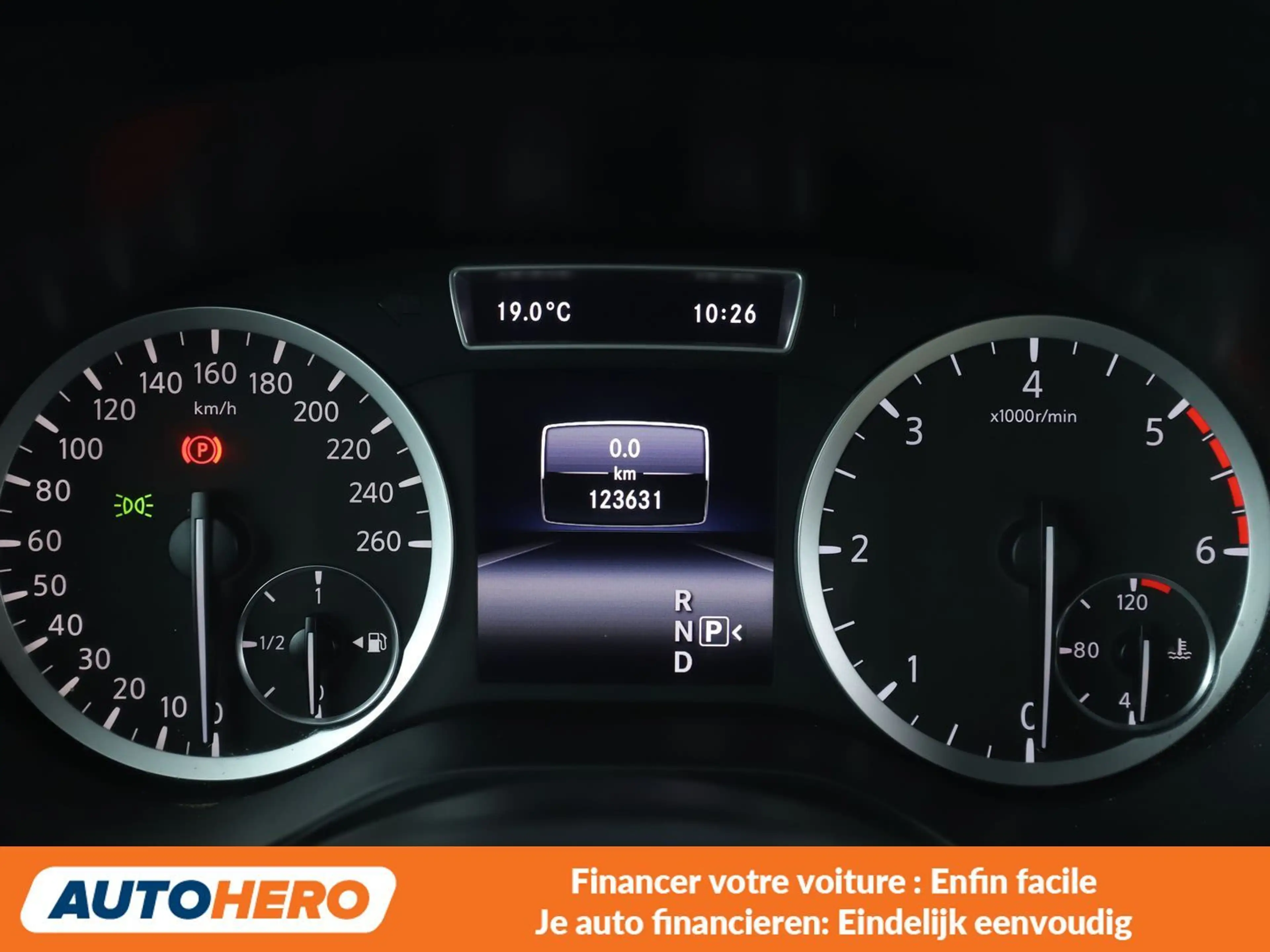 Infiniti Q30 2.2 Diesel Premium Tech AWD — photo 6