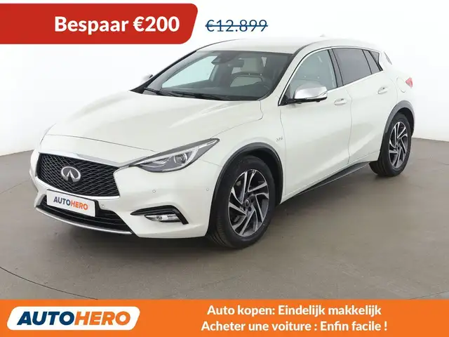 Infiniti Q30 2.2 Diesel Premium Tech AWD
