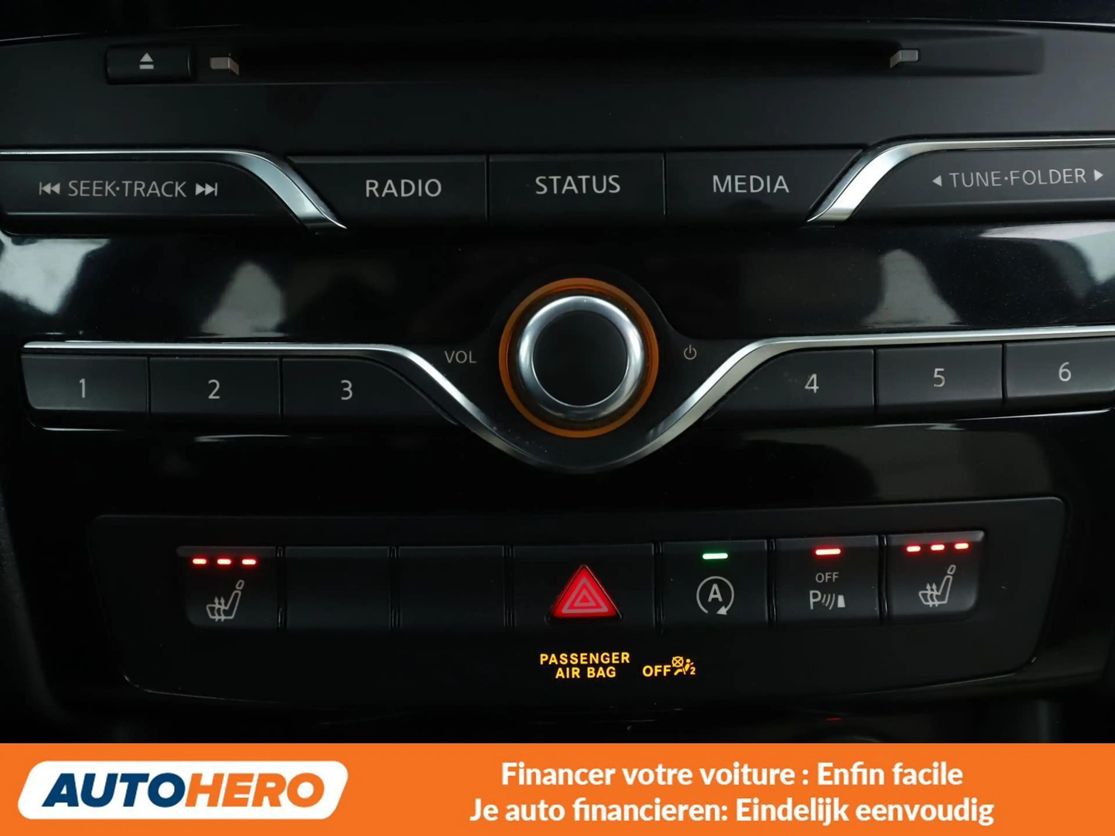 Infiniti Q30 2.2 Diesel Premium Tech AWD — photo 9