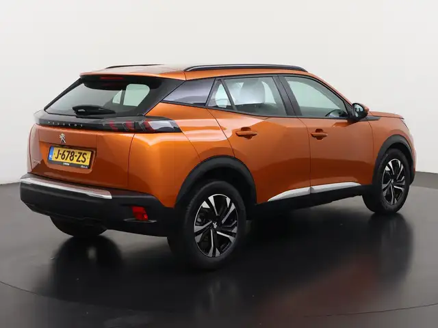 Peugeot 2008 view 4