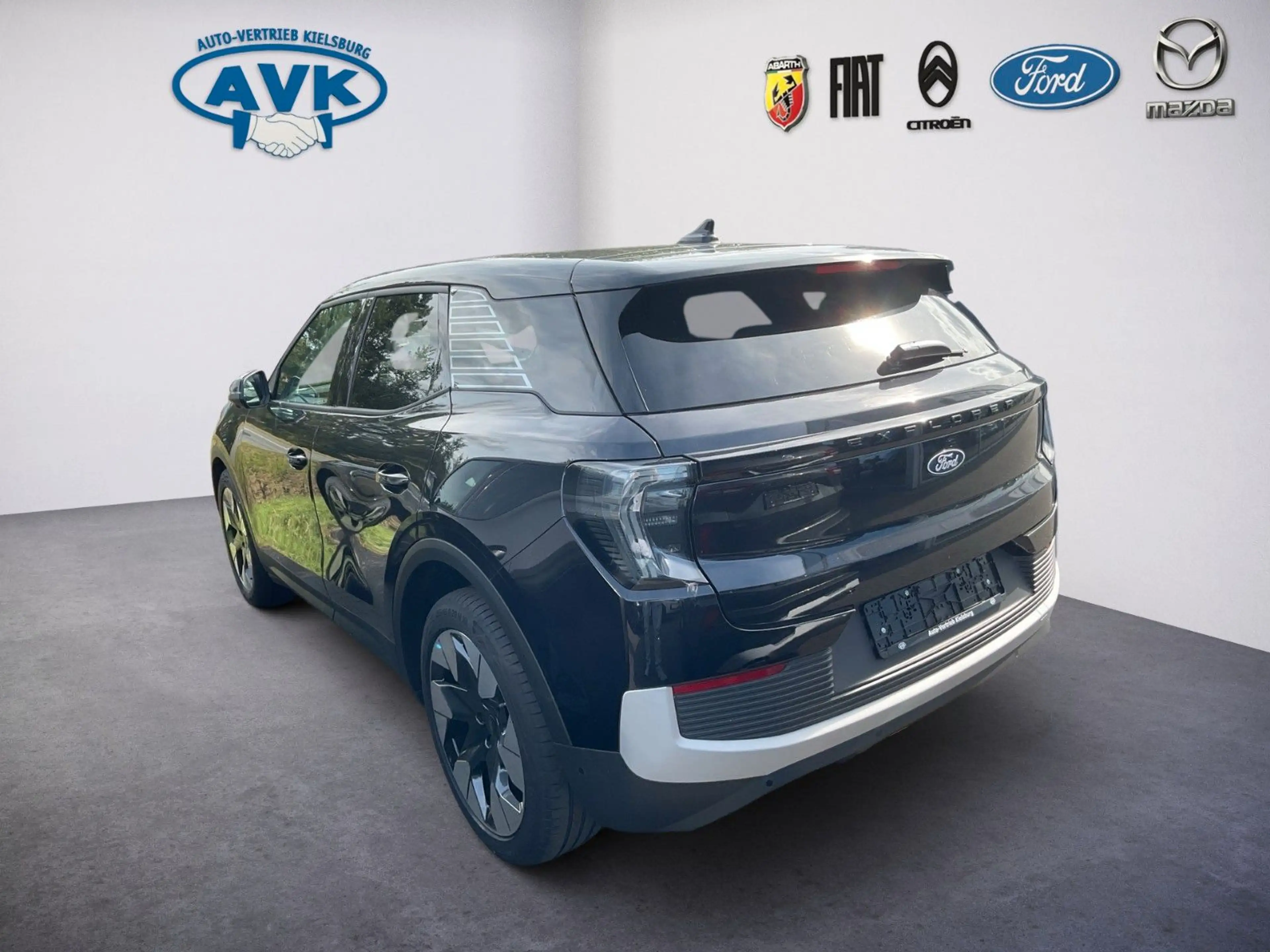 Ford Explorer Prem. RWD " Förderfähig " — photo 4