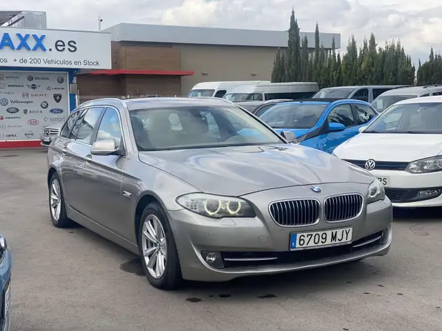 BMW 525 525dA