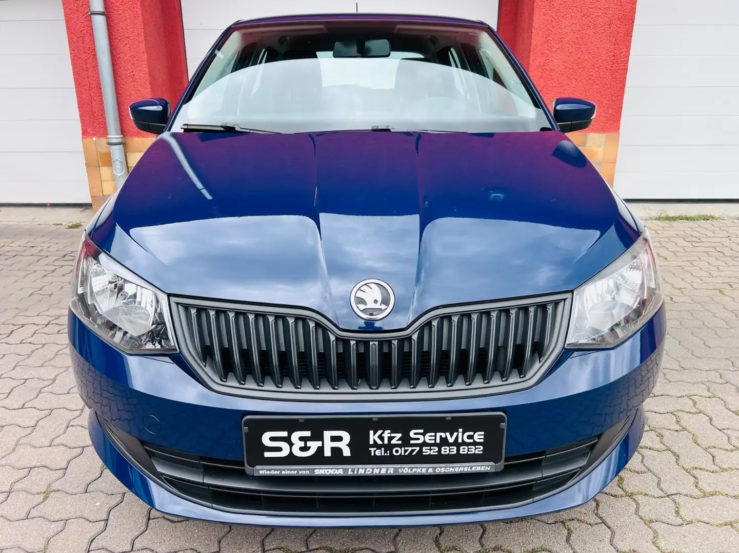 Skoda Fabia Active Blau - 2