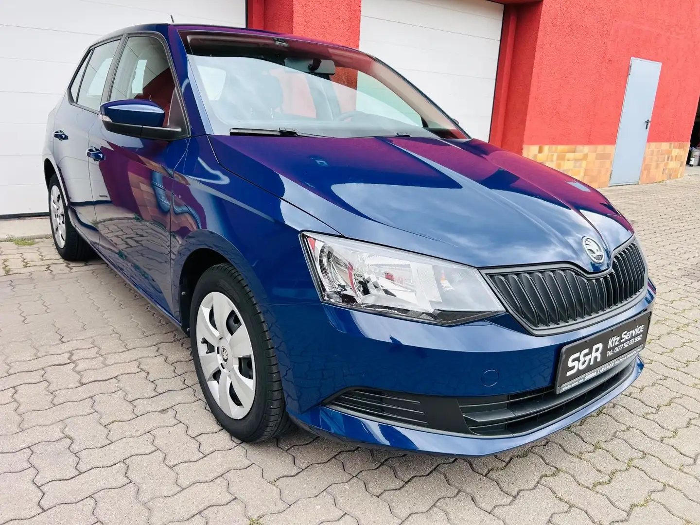 Skoda Fabia Active Blau - 1