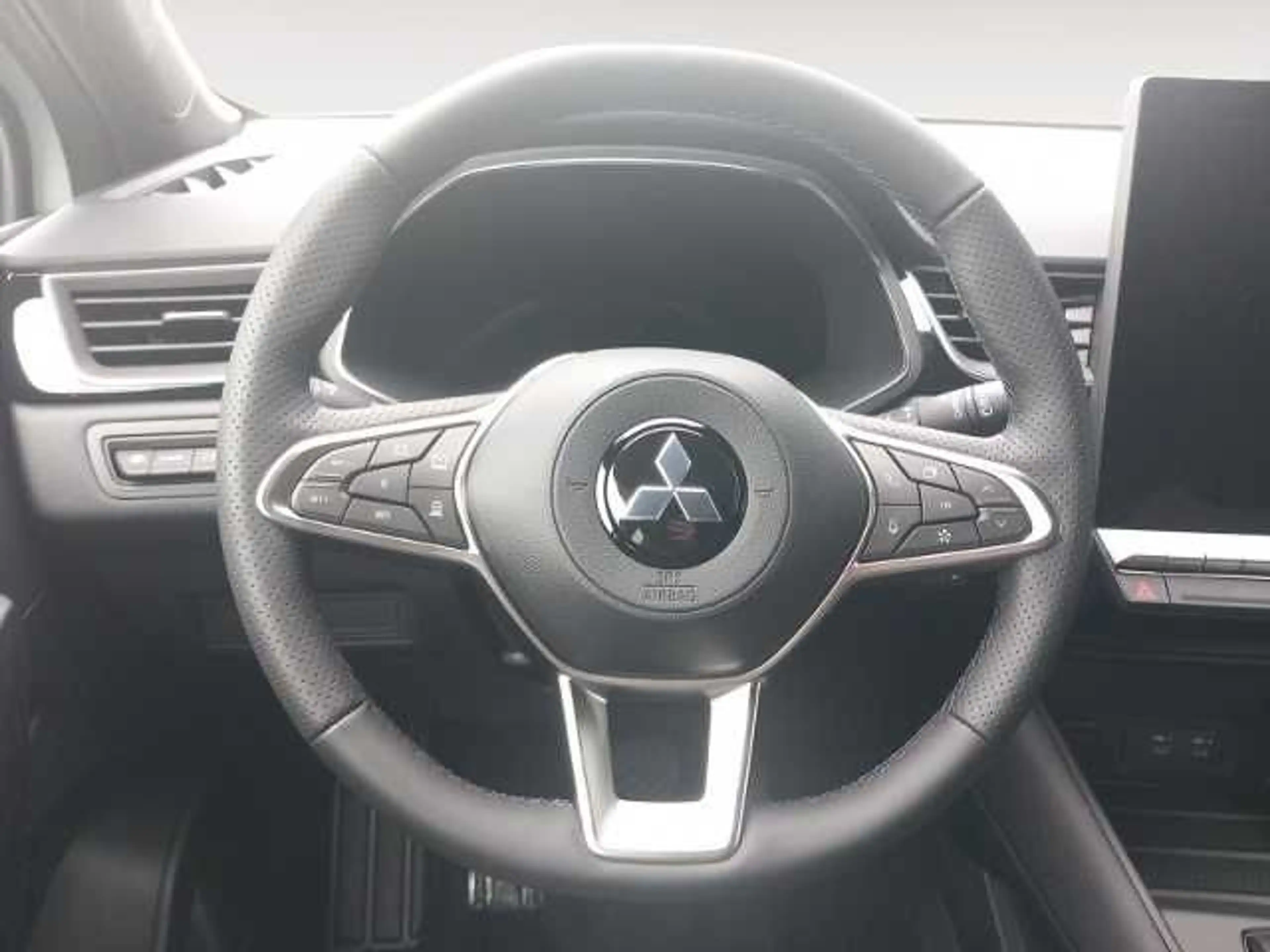 Mitsubishi Grandis Diamant PLUS 1.3 T 7-DCT *LED* — photo 12