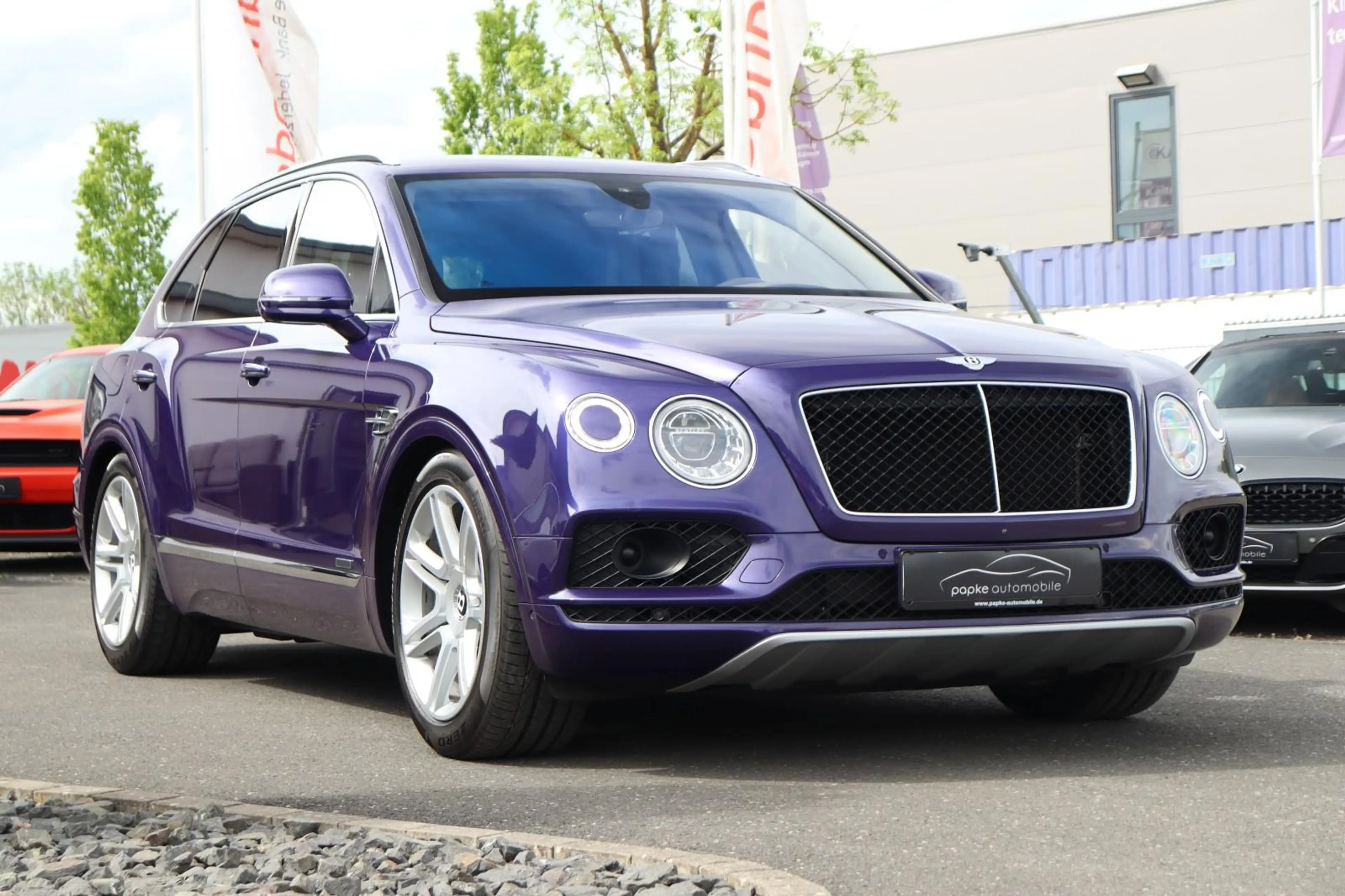 Bentley Bentayga V8 Diesel +NAIM+NIGHT VISION+AHK+HEAD-UP+ — photo 4