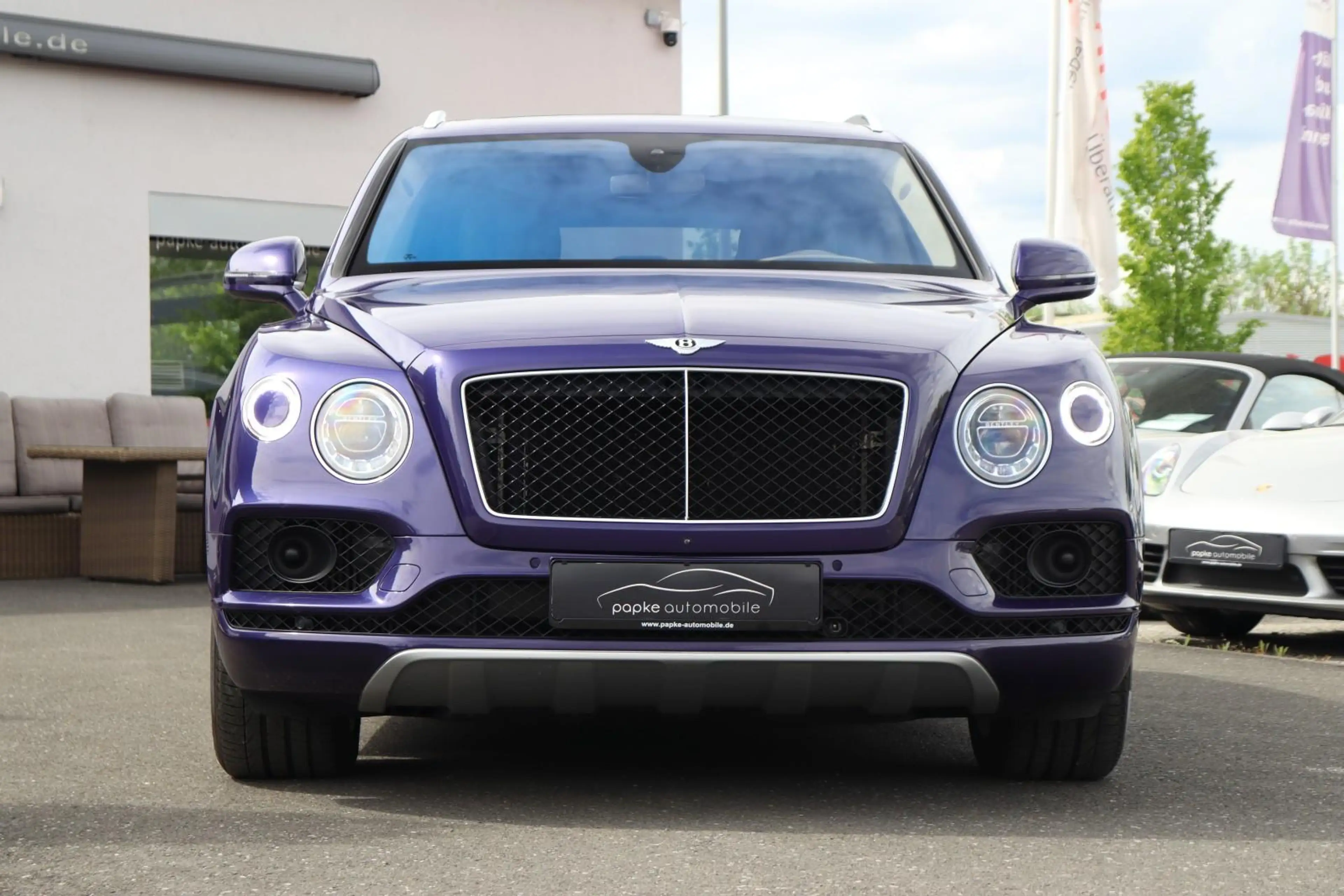 Bentley Bentayga V8 Diesel +NAIM+NIGHT VISION+AHK+HEAD-UP+ — photo 3