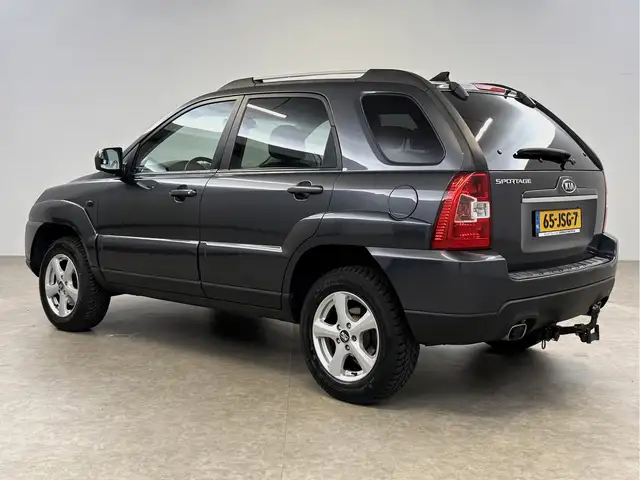 Kia Sportage view 3