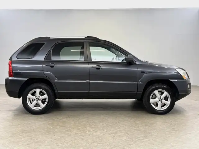 Kia Sportage view 9