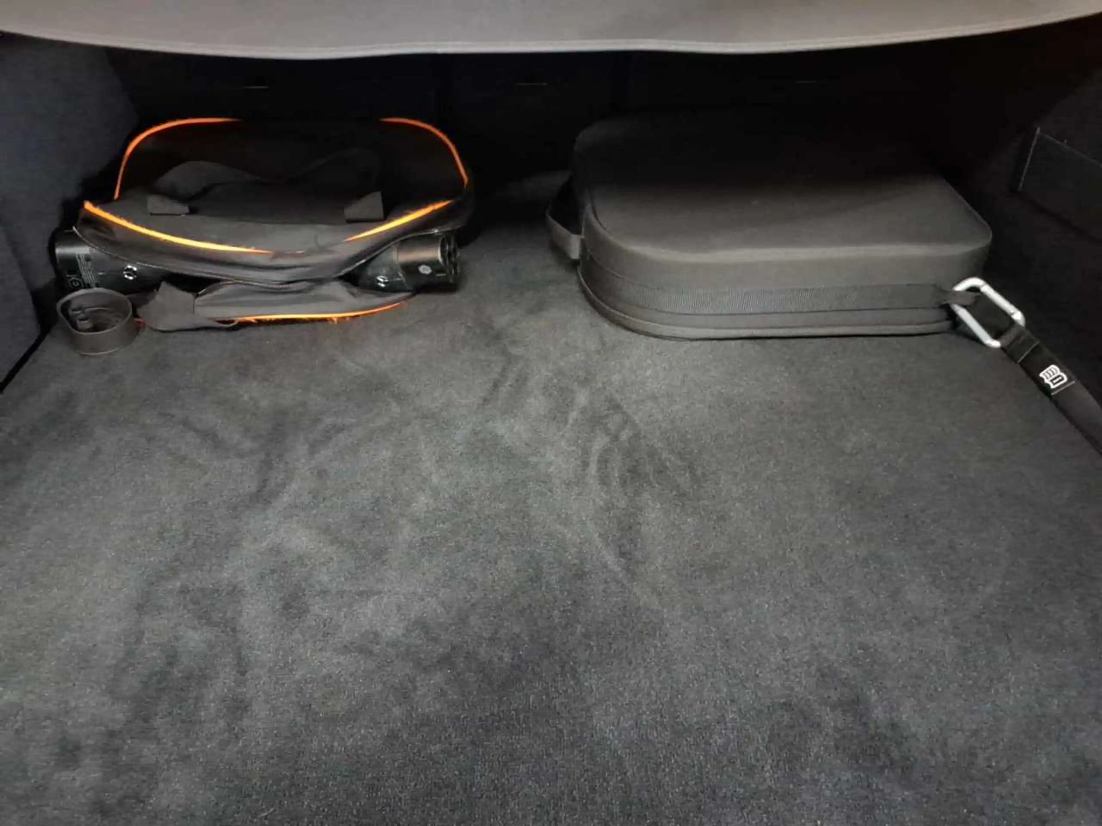 Mercedes-Benz C 300 C 300 e T 9G- Avantgarde AHK KAM SHZ — photo 15