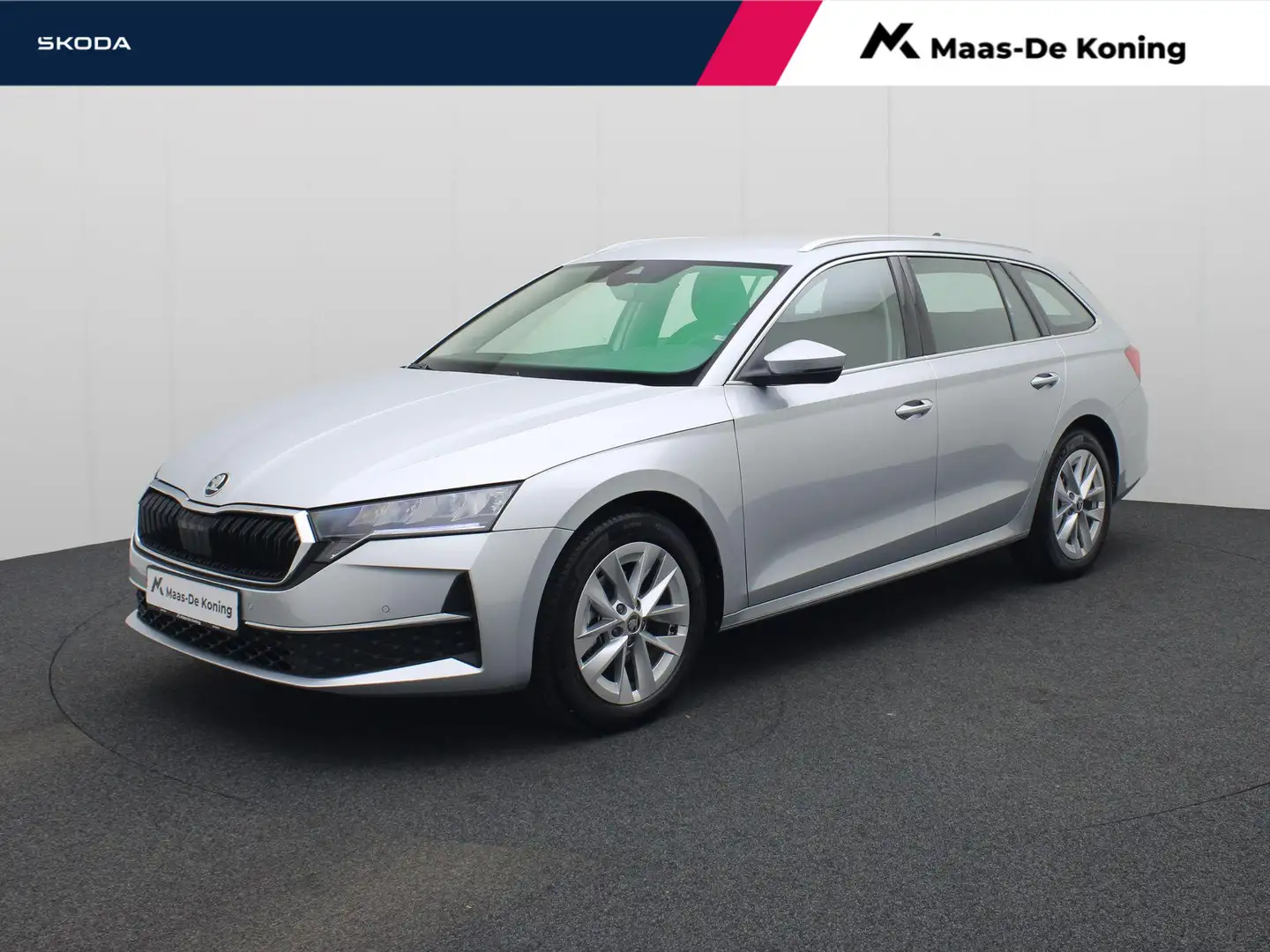Skoda Octavia Combi 1.5eTSI/150PK MHEV Selection DSG · Camera + Grijs - 1