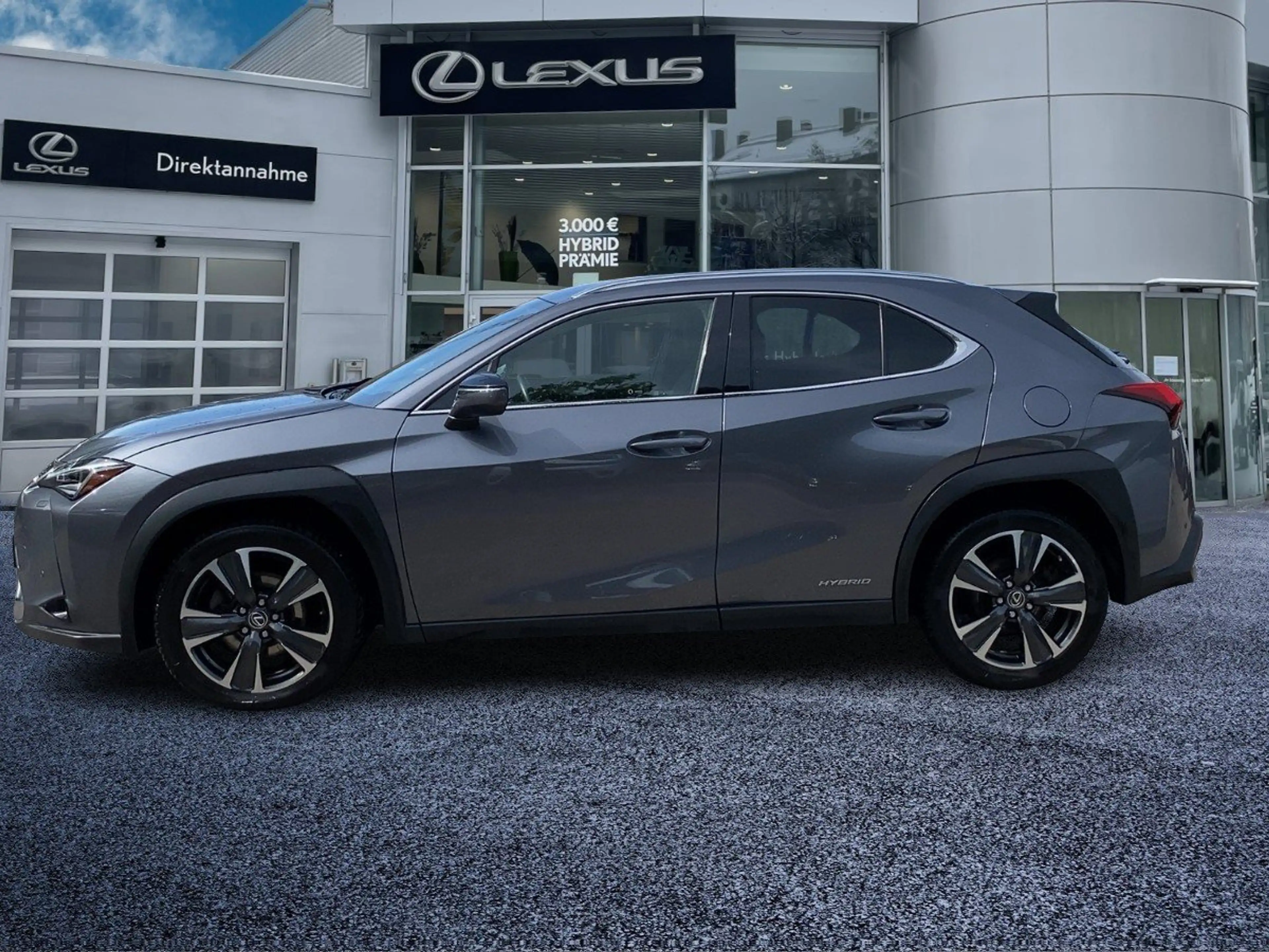 Lexus UX 250h UX 250 h 250h Style Edition — photo 3