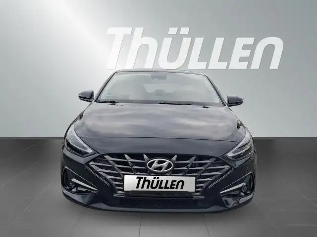 Hyundai i30 Fastback Edition 30 Plus 1.5 Turbo Benzin Navi