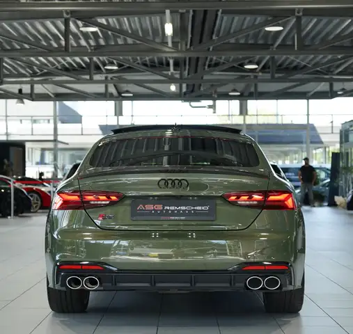 Audi S5 view 8