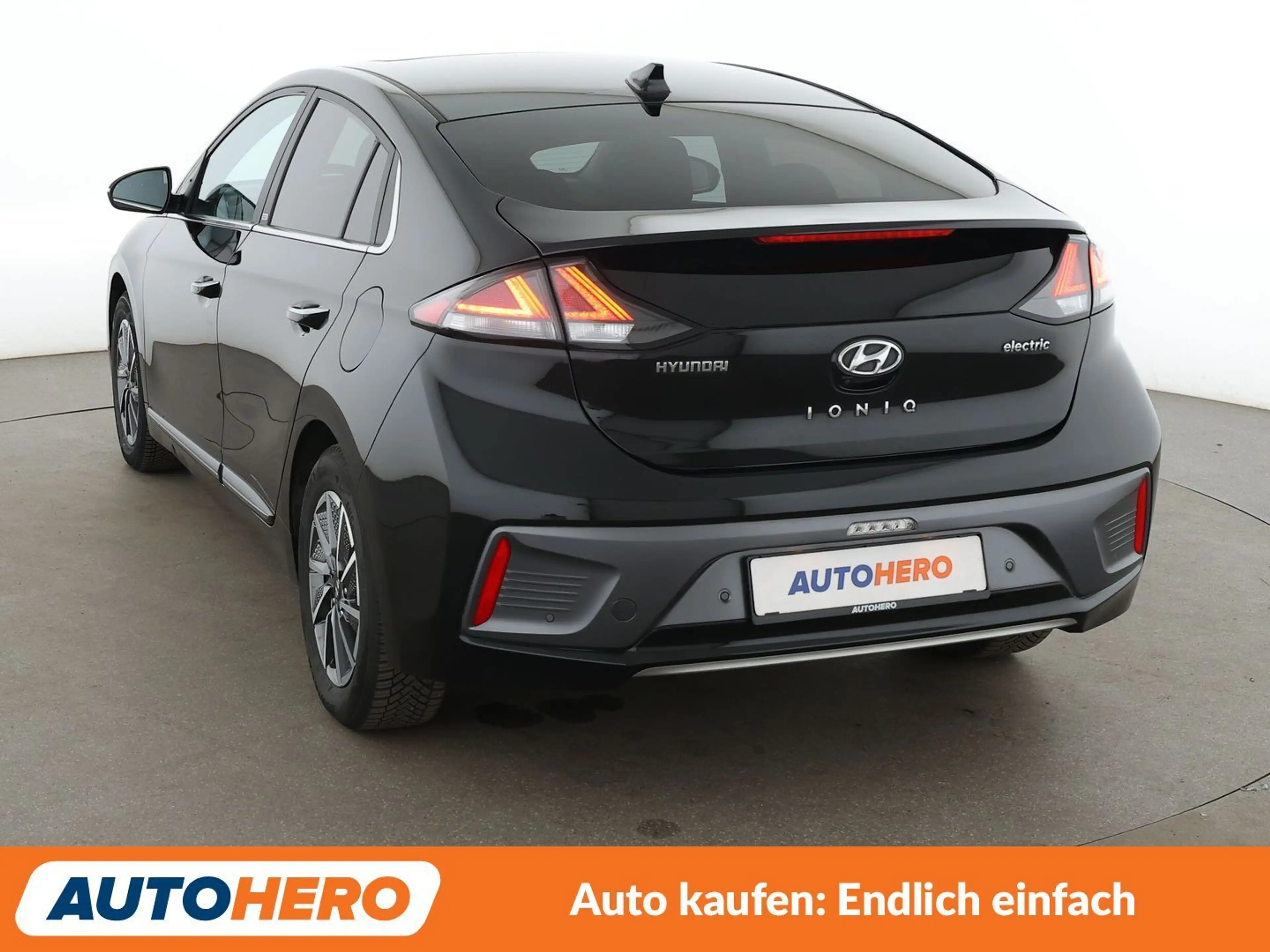 Hyundai IONIQ electric drive 100 kW Style Aut.*NAVI*ACC*CAM*PDC* — photo 4