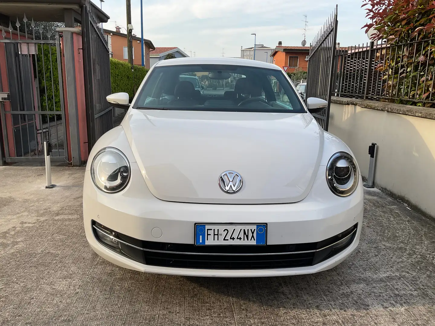 Volkswagen Maggiolino 1,2 TSI DESIGN Blanco - 1