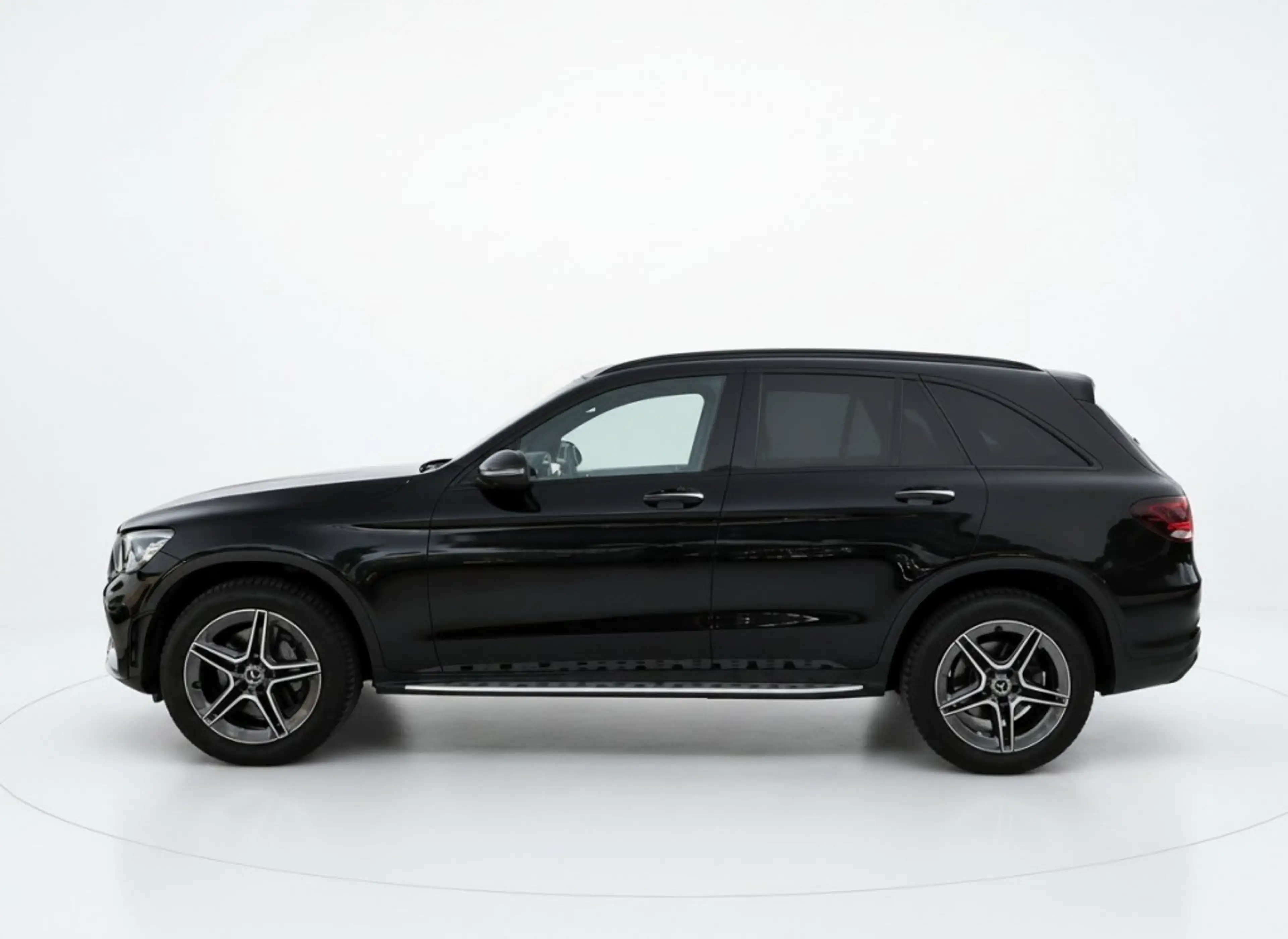 Mercedes-Benz GLC 300 300E 4M BNS SOL. AMG. PANO, ACC, BURMESTER — photo 4