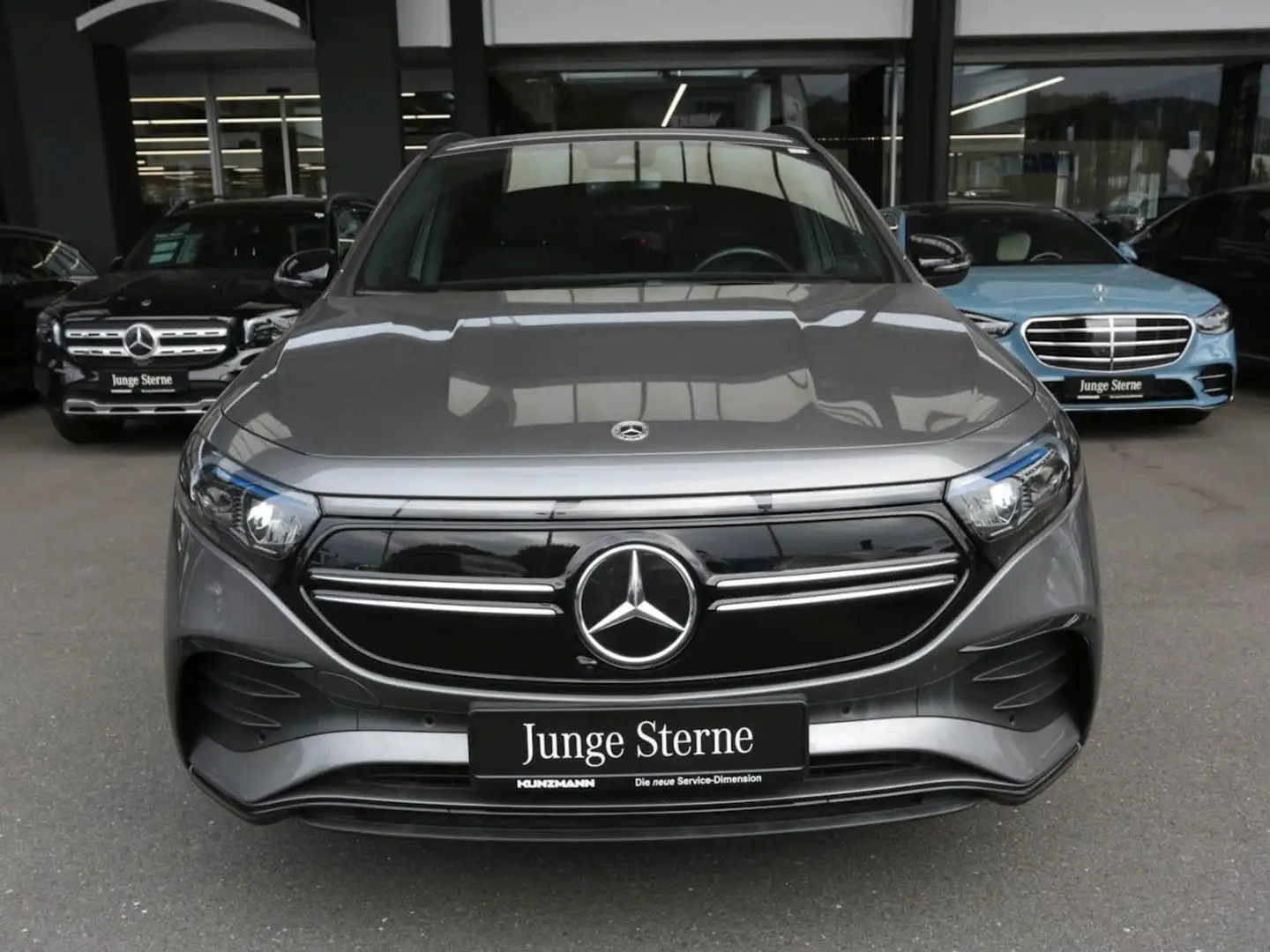 Mercedes-Benz EQA 250 AMG Night MBUX Kamera AHK Easy-Pack LED Grau - 2