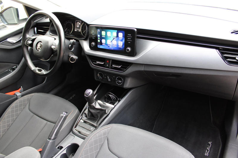Skoda Scala 1.0 TSI Ambition / Camera / Apple/Android Carplay — photo 15