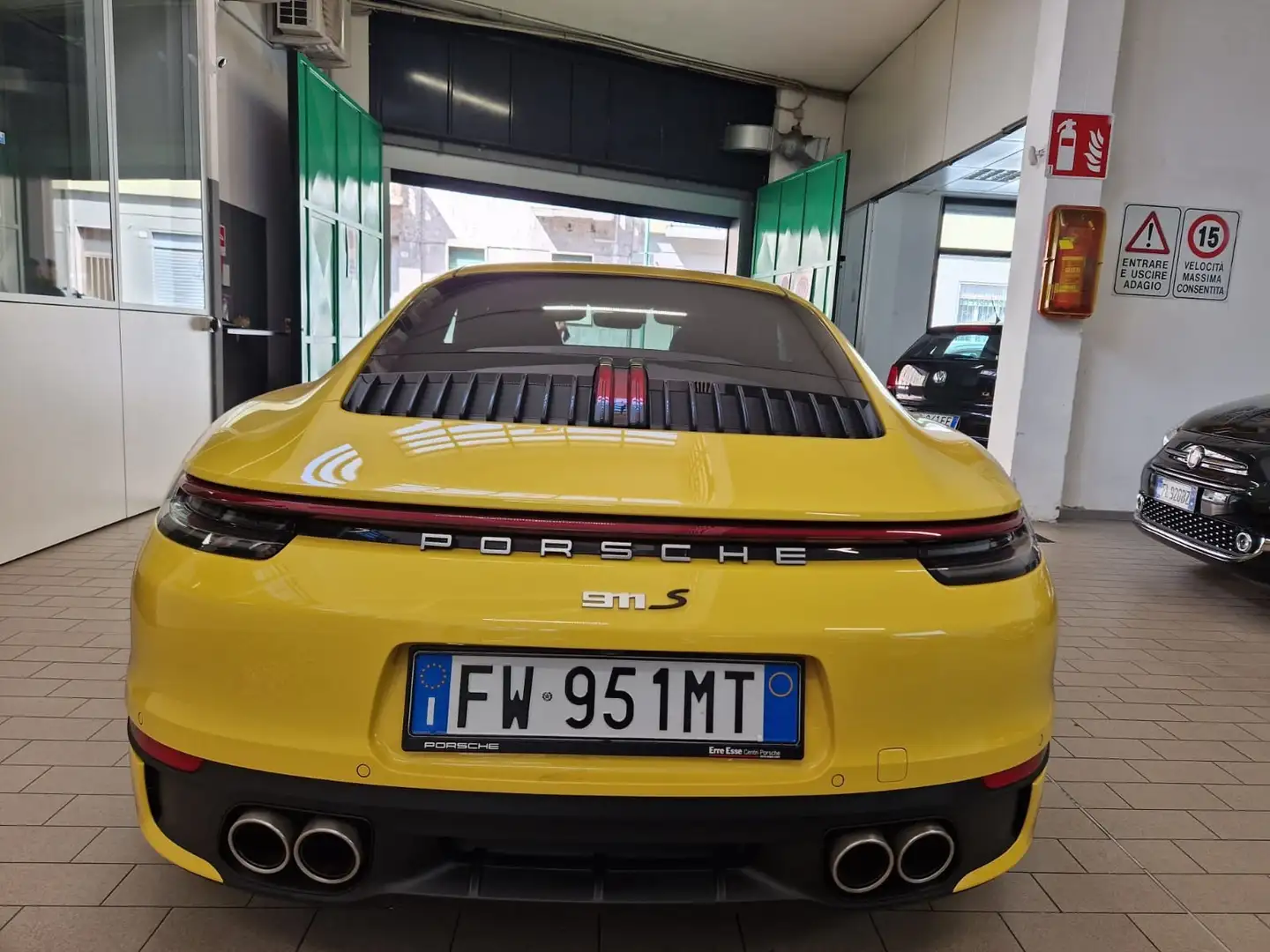 Porsche 911 carrea S tutti tagliandi porsche giallo racing Giallo - 2