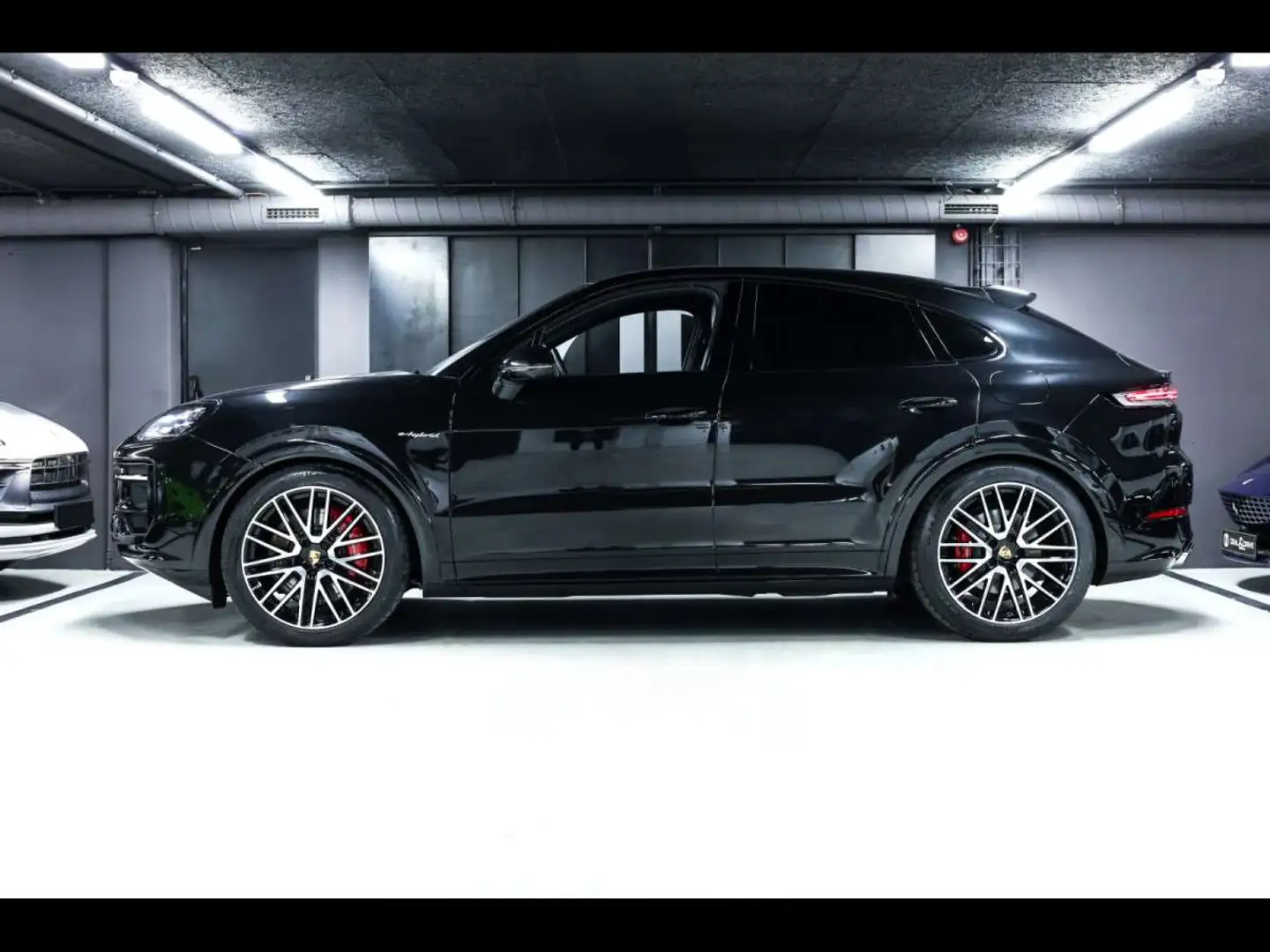 Porsche Cayenne S COUPE E-HYBRIDSPORTDESIGNDISPLAYAHKFULL PPF Noir - 2