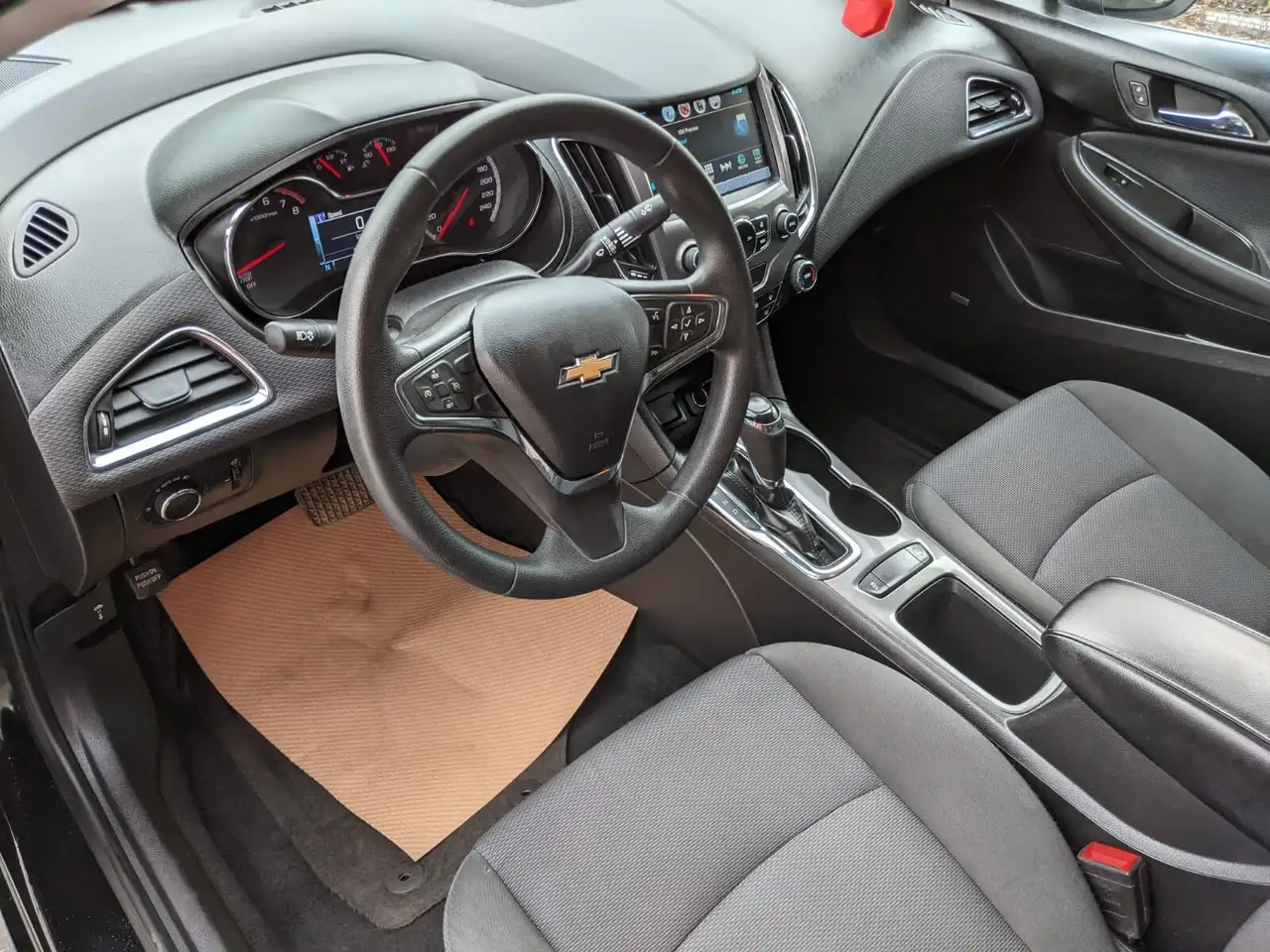 Chevrolet Cruze fotografie Chevrolet Cruze