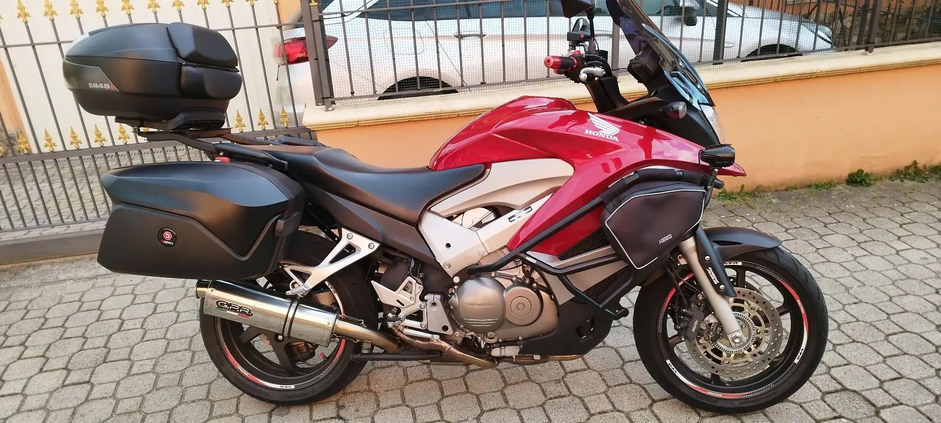 Honda Crossrunner turismo Rood - 1