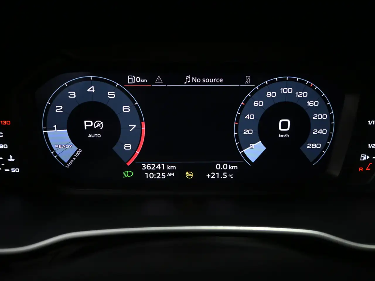 Audi Q3 снимка Audi Q3