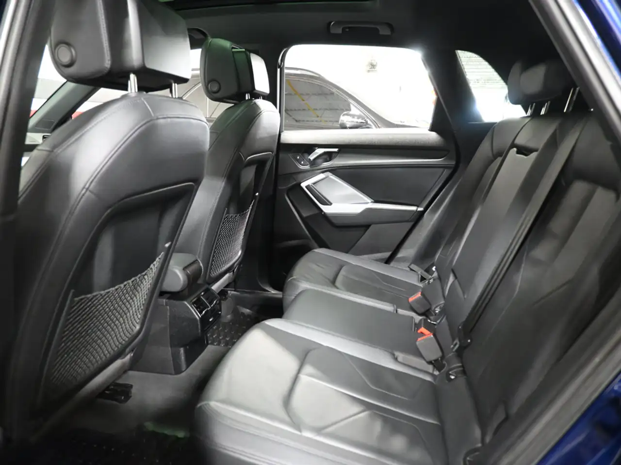 Audi Q3 снимка Audi Q3