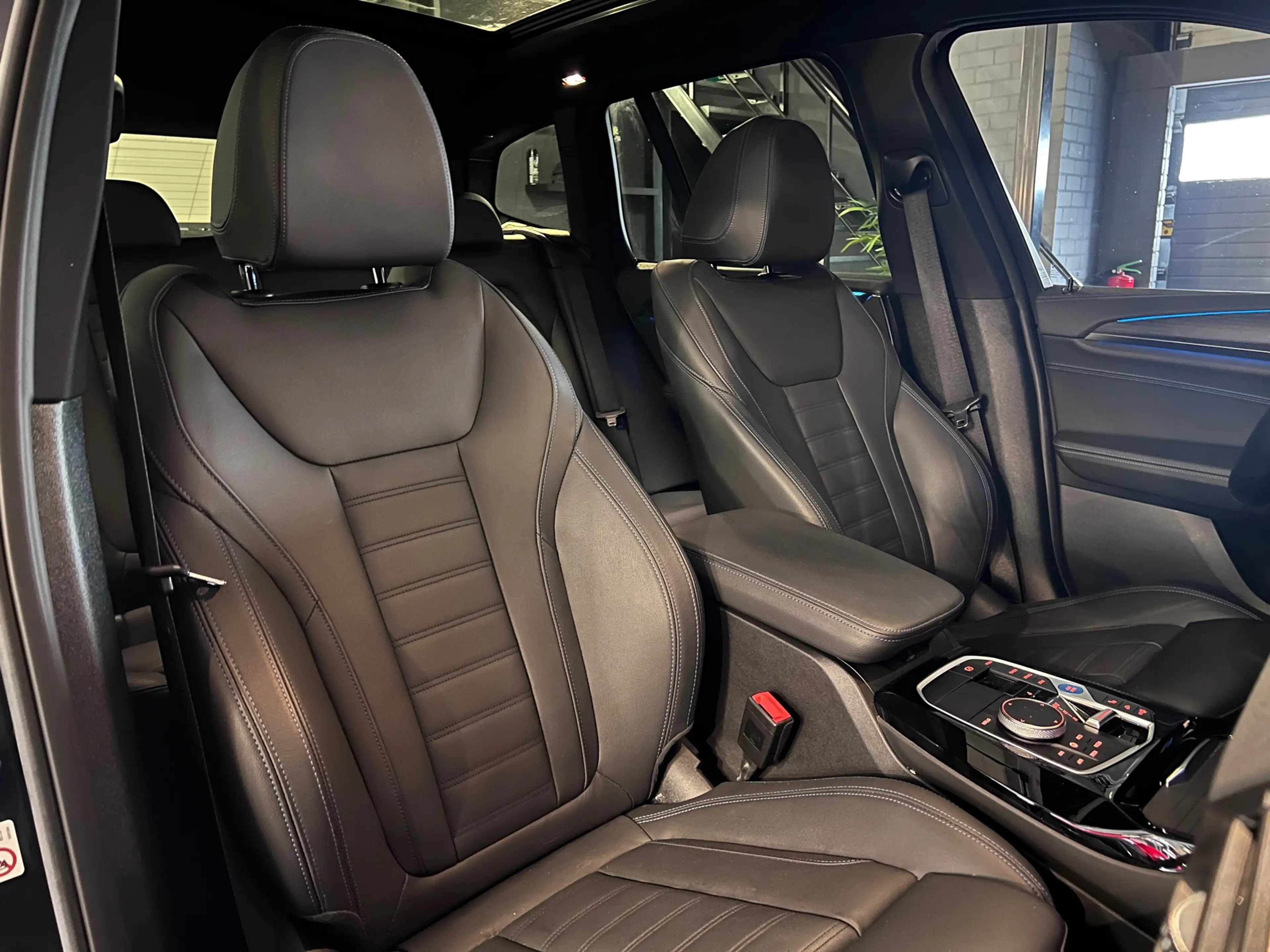 BMW iX3 High Executive 80 kWh Edition M Pano/Stuurverwarmi — photo 19