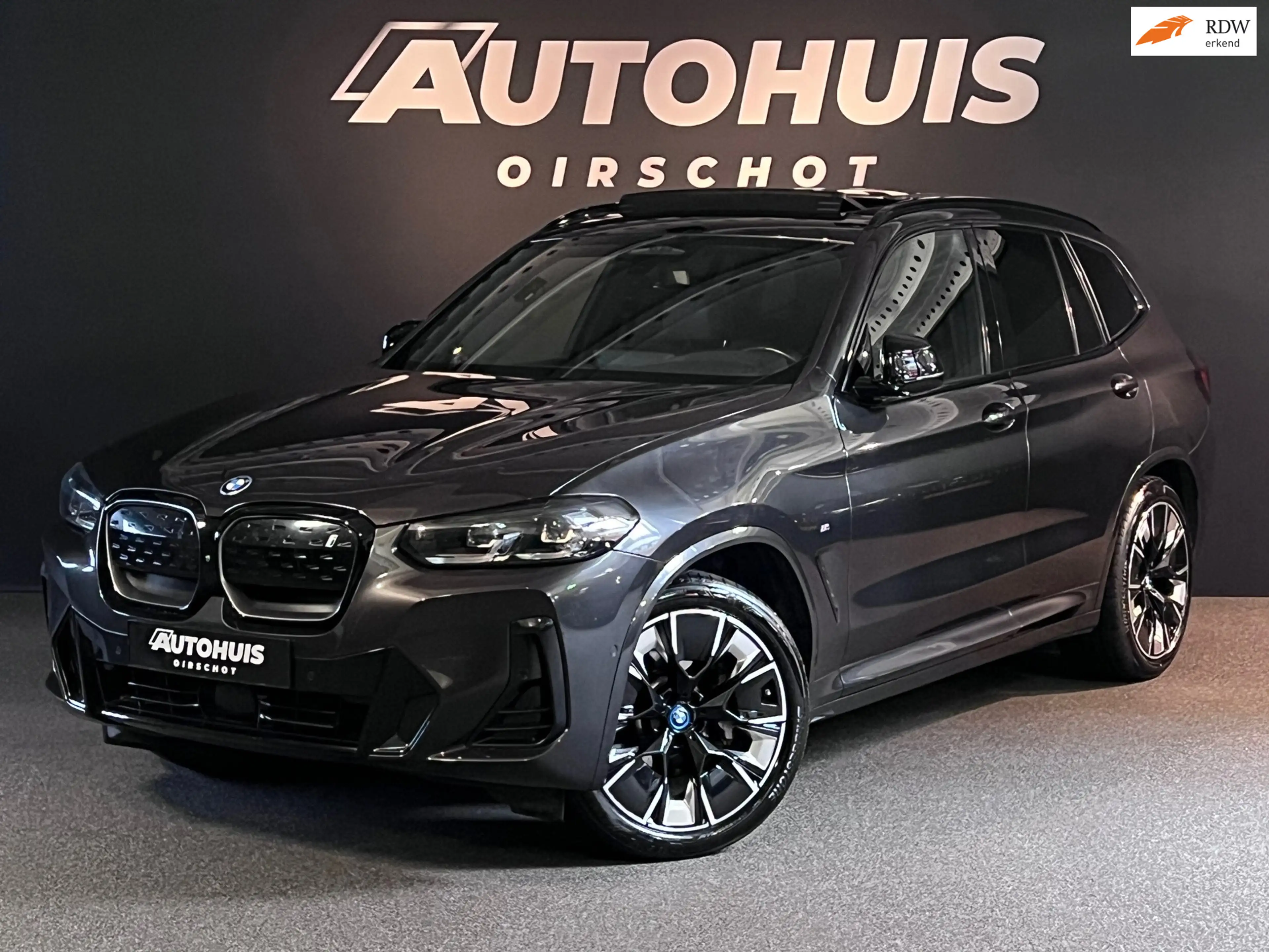 BMW iX3 High Executive 80 kWh Edition M Pano/Stuurverwarmi