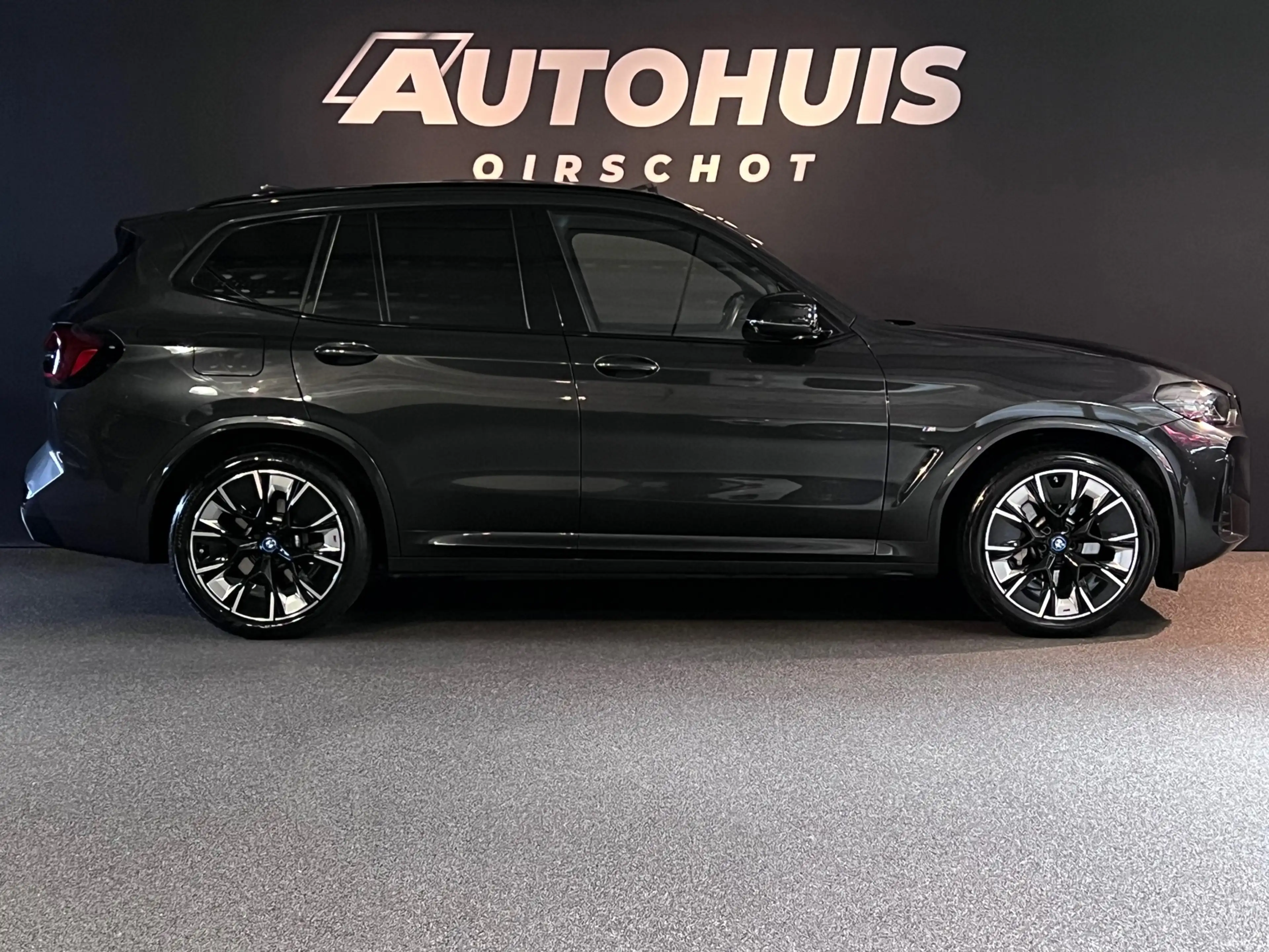 BMW iX3 High Executive 80 kWh Edition M Pano/Stuurverwarmi — photo 6