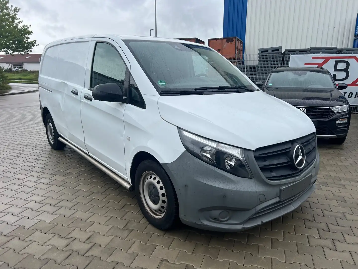 Mercedes-Benz Vito Kasten 110 Weiß - 2