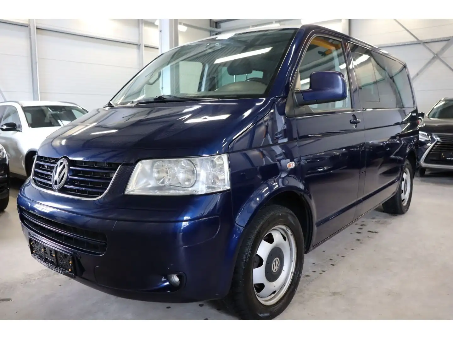 Volkswagen T5 Multivan Startline 7-Sitzer AHK PDC SHZ Tempo Blau - 1