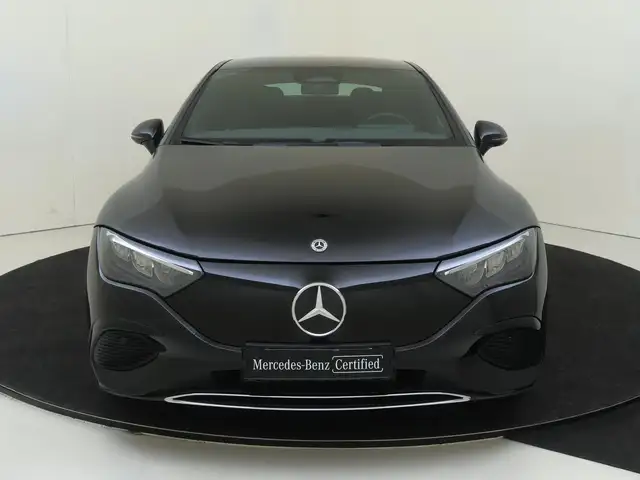 Mercedes-Benz EQE view 6