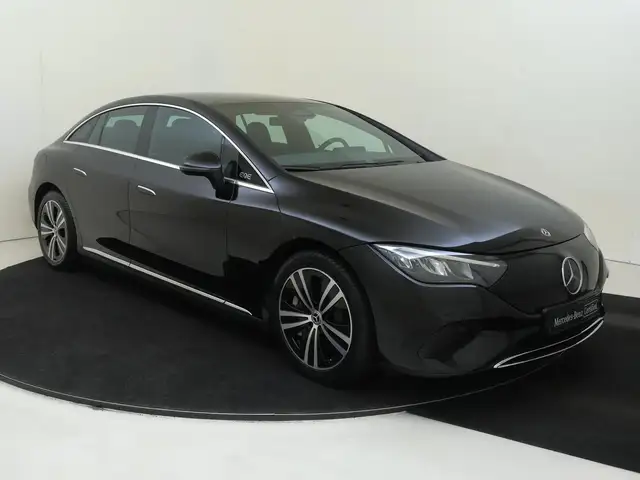 Mercedes-Benz EQE view 2