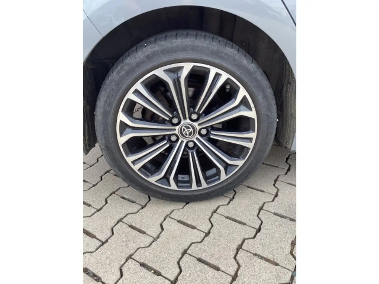 Toyota Corolla 1.8Hyb.Team D Bi-LED+NAV+RFK+SHZ+DAB+GRA, миниатюра 3