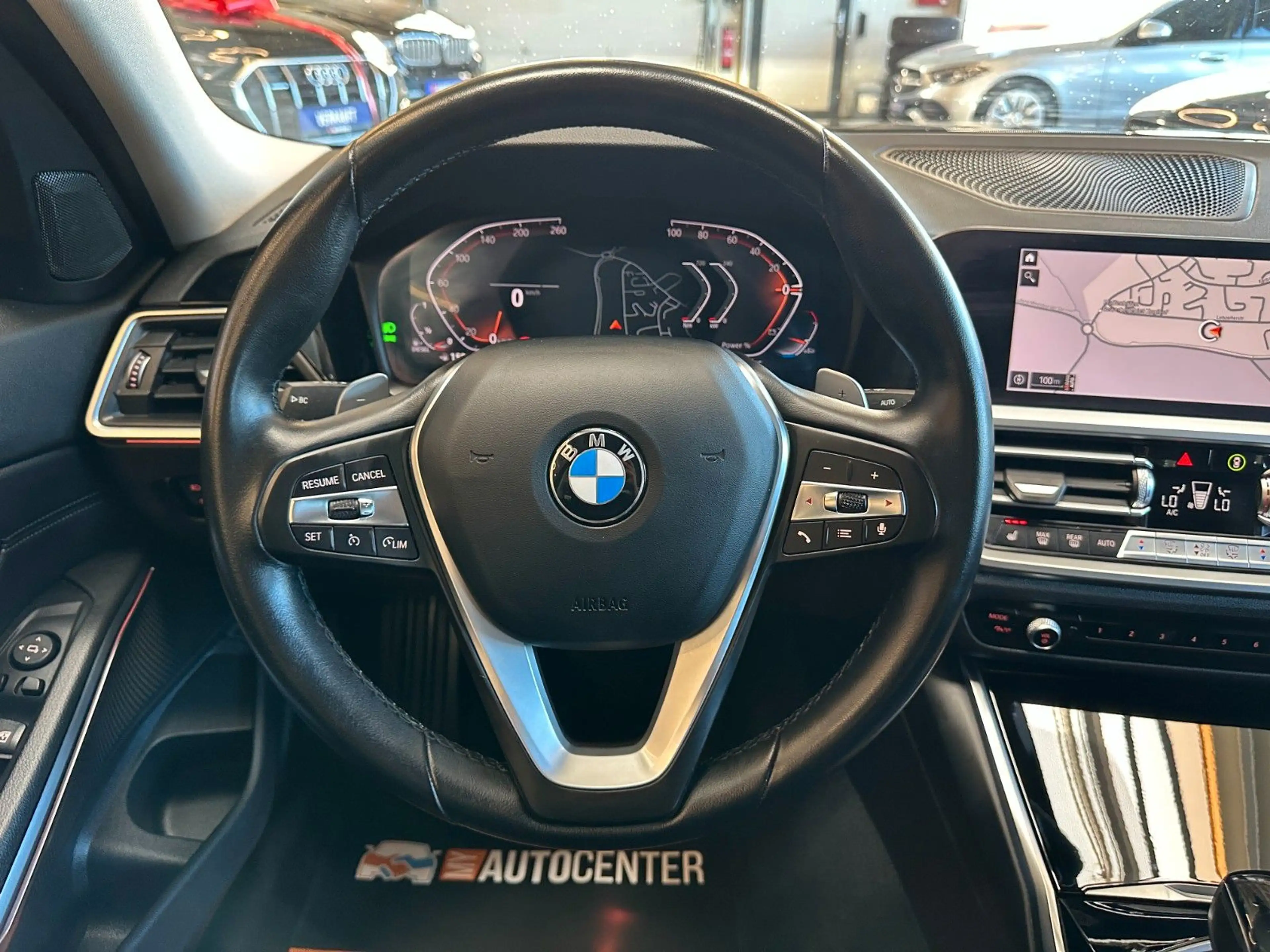 BMW 330 *1-HAND*SERVICE/TÜV NEU*KEYLESS*LED*M-SPORT* — photo 7