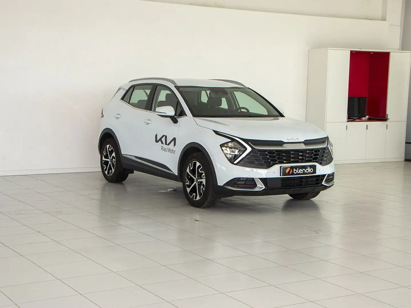Kia Sportage 1.6 T-GDI HEV DRIVE AUTO 215CV 5P Alb - 2