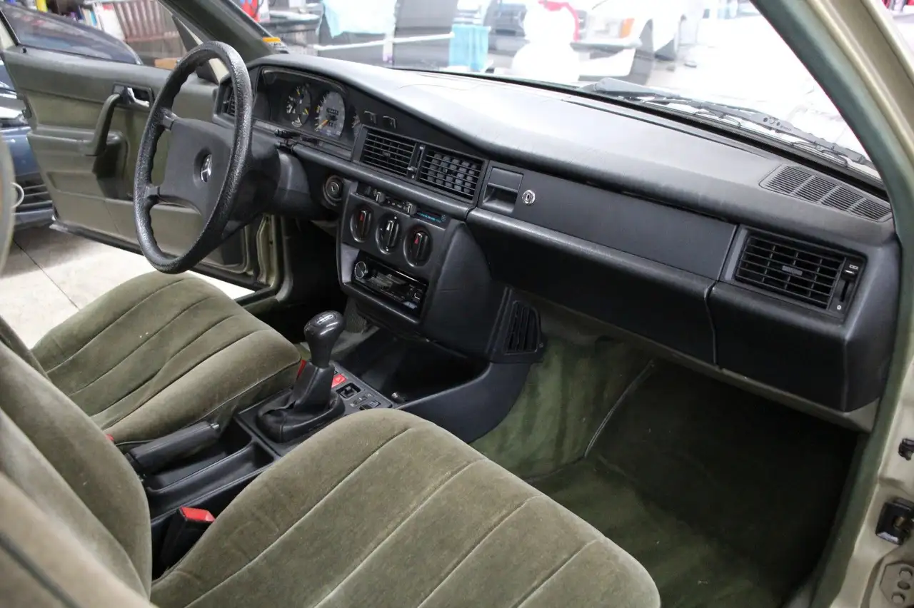 Mercedes-Benz 190 *Nachweislich Ältester 190 Deutschlands*, foto 11